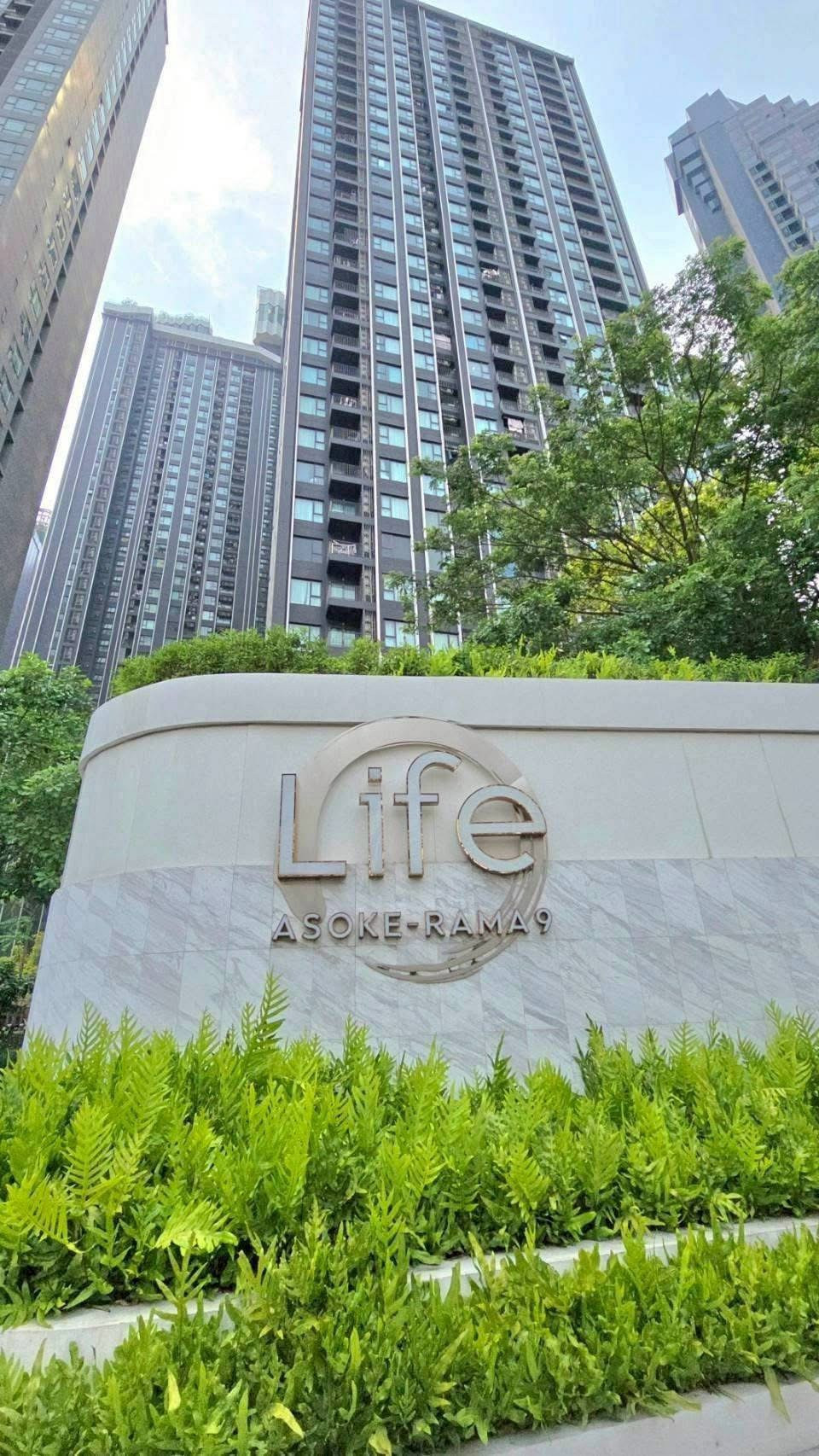 For sale: Life Asoke-Rama 9, size 35 sq m, floor 35+, price 4.49MB