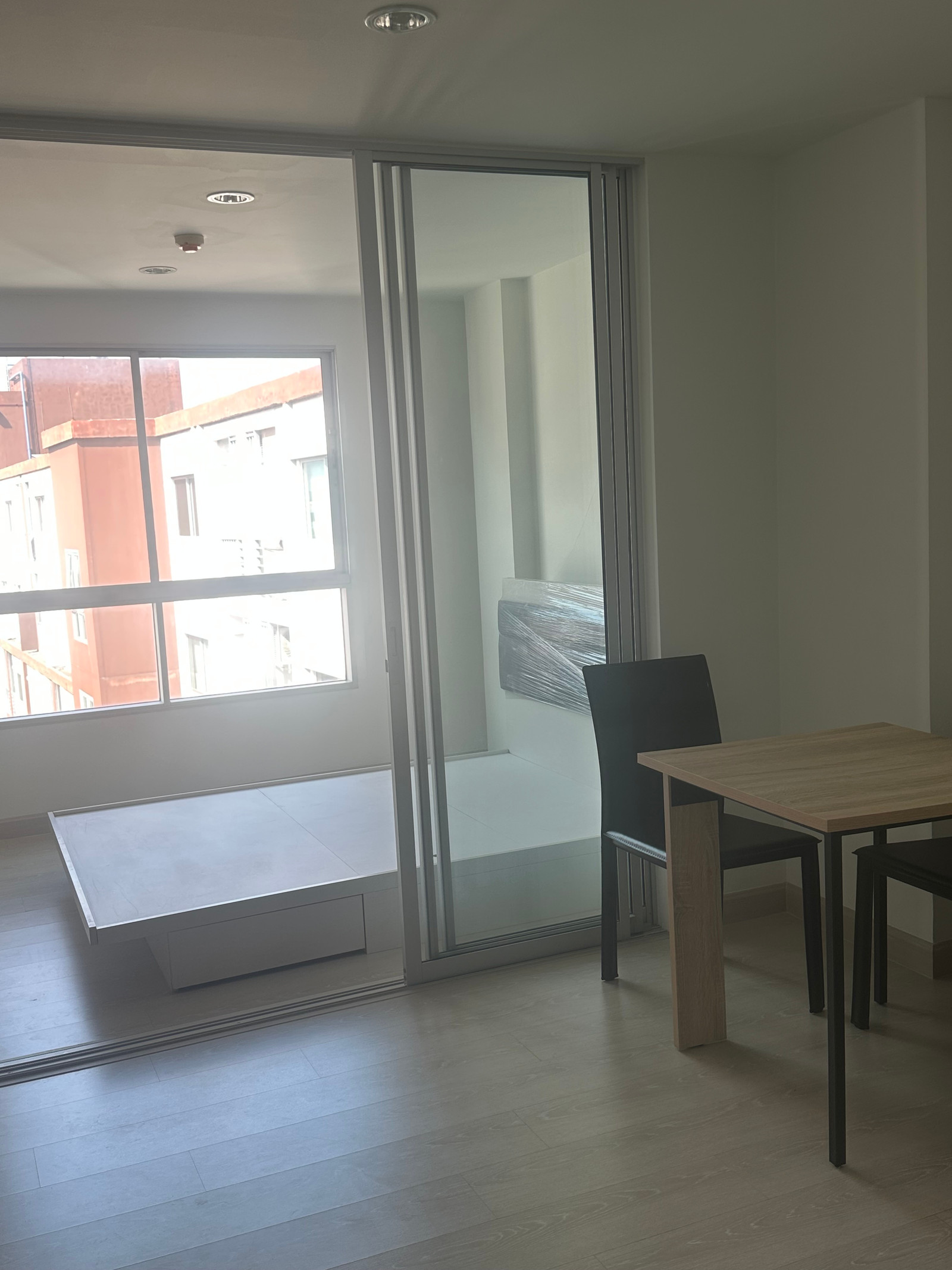 Hot Sale Lowest Price in The Niche id Rama 2 Project and Rama 2 Zone,  8th Floor , Bldg B, Fully Furnished. – รูปที่ 3