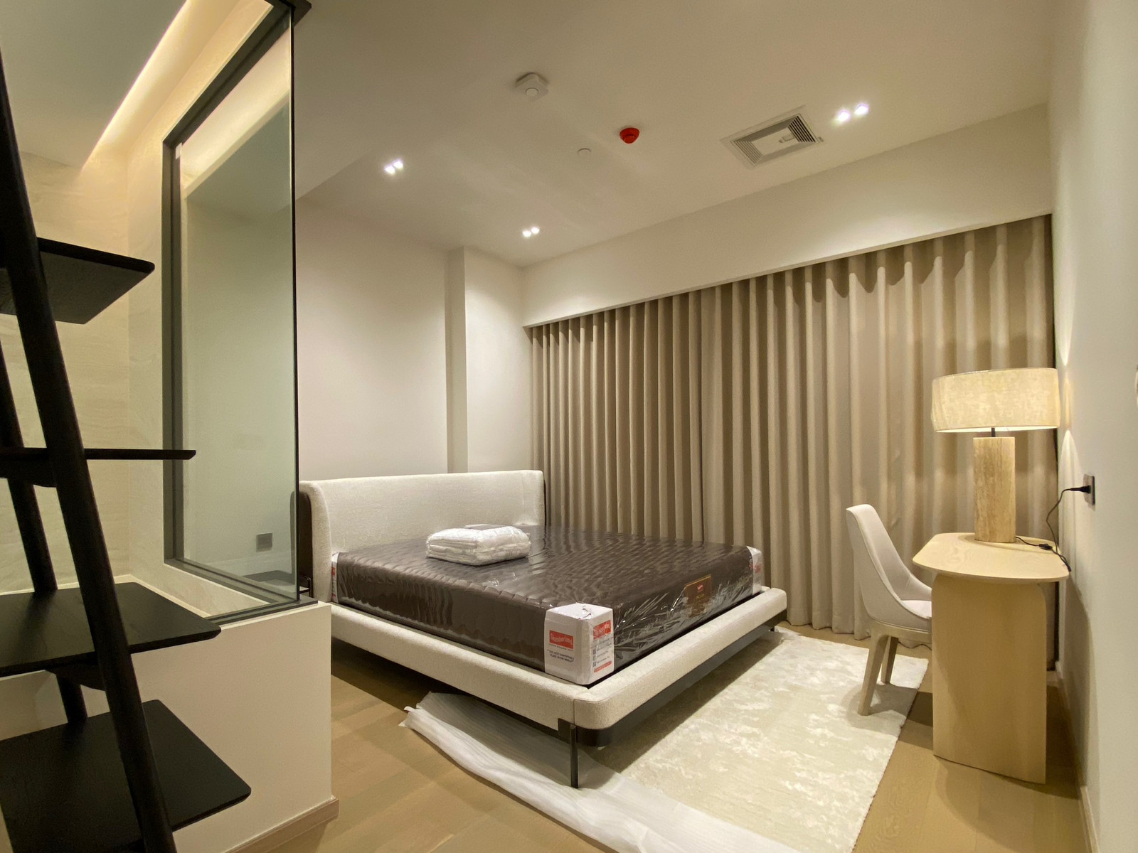 ✨Strand Thonglor✨Close to BTS Thonglor 🚄Spacious & Airy 🏙️