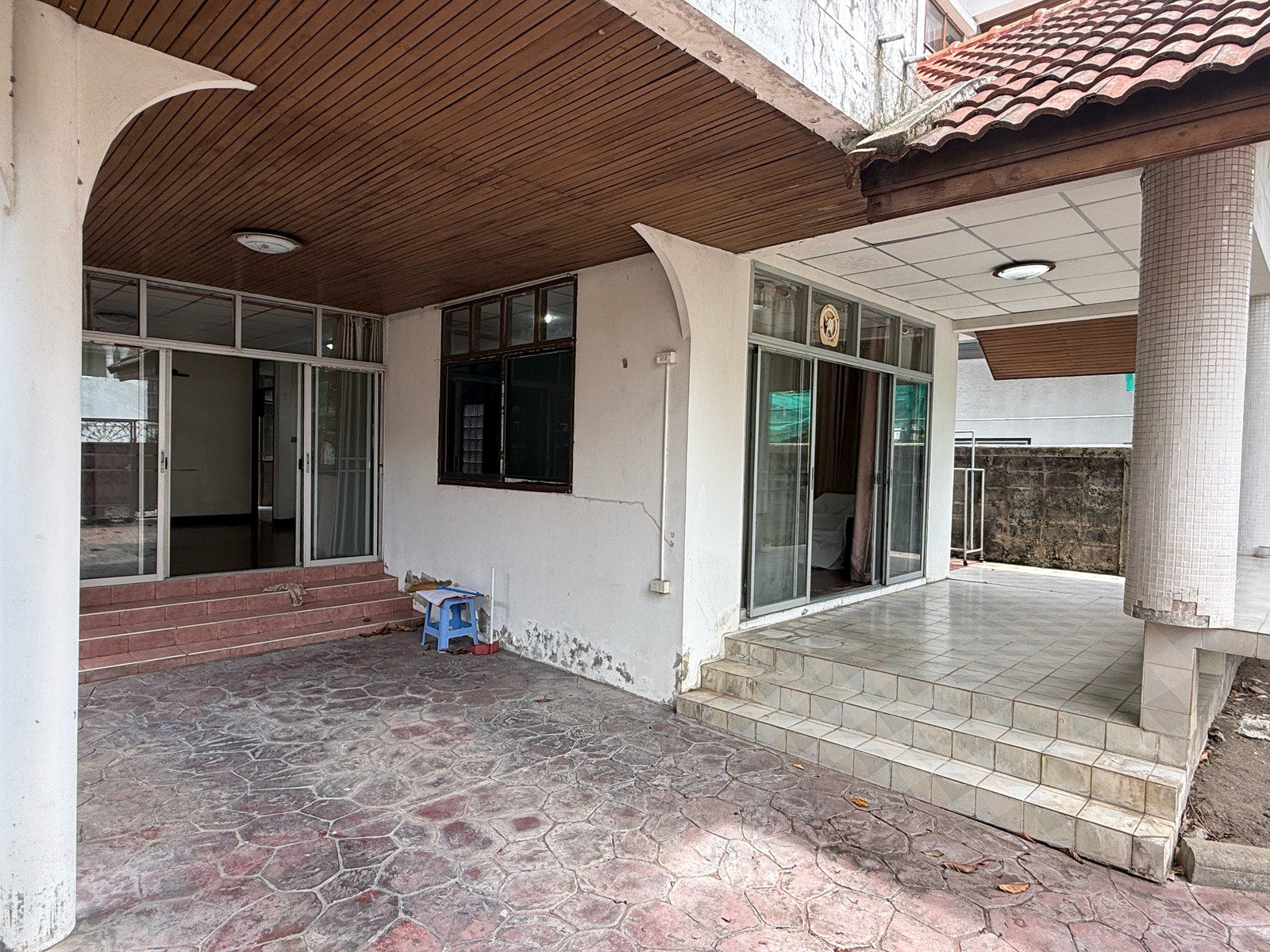 ขายบ้านเดี่ยว 75 ตร.ว. เมืองทองธานี โครงการ 5 เพียง 400 เมตรจากถนนแจ้งวัฒนะ - ปากเกร็ด ราคาใหม่ 7.95 ล้าน ใกล้ MRT สายสีชมพู เมืองทองธานี ขายบ้านเดี่ยว 75 ตร.ว. เมืองทองธานี โครงการ 5 เพียง 400 เมตรจากถนนแจ้งวัฒนะ - ปากเกร็ด ราคาใหม่ 7.95 ล้าน ใกล้ MRT สายสีชมพู เมืองทองธานี