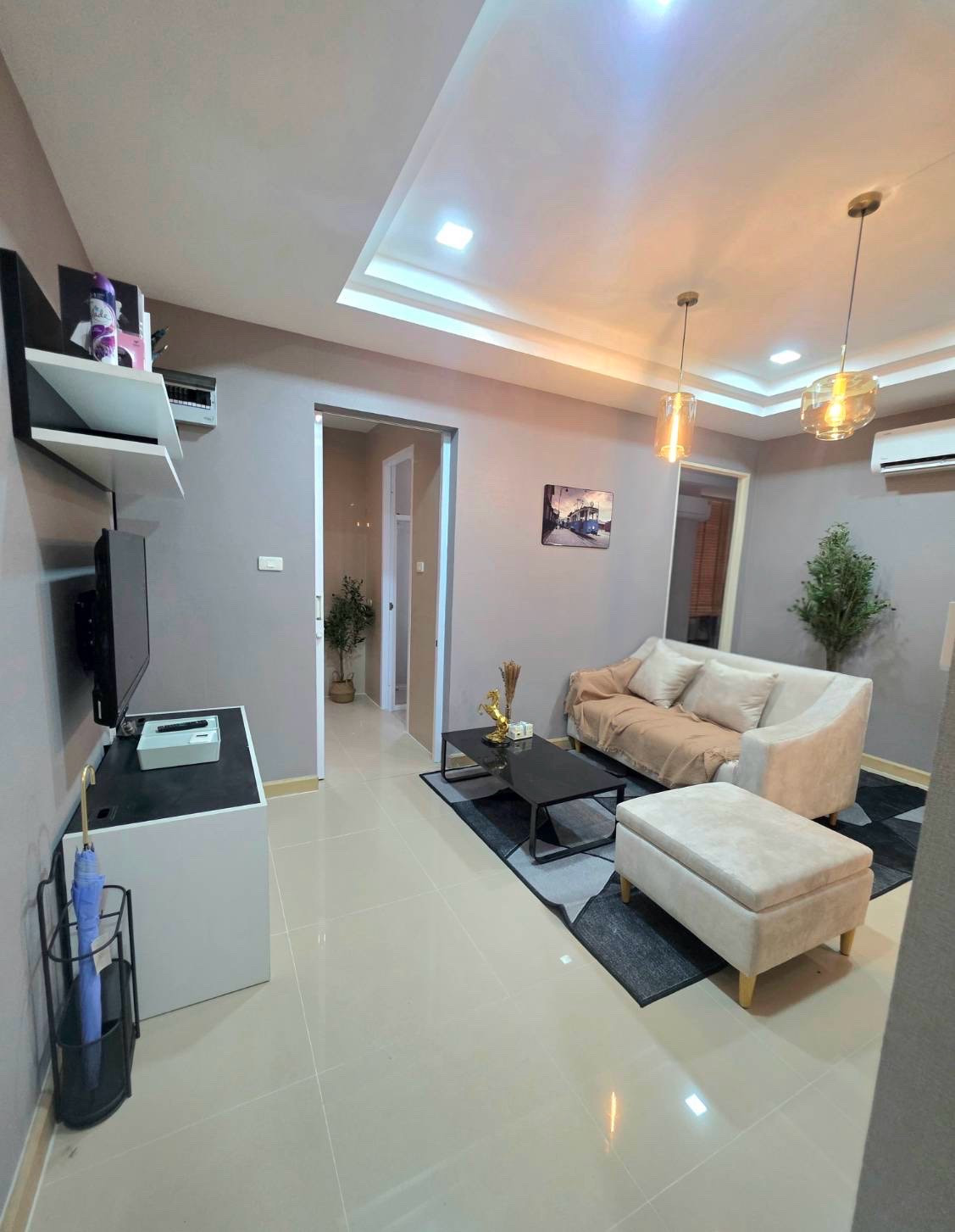 ขายคอนโดรีโนเวทใหม่ ห้องใหญ่ 2 ห้องนอน พร้อมอยู่ ทำเลลาดพร้าว ขายคอนโดรีโนเวทใหม่ ห้องใหญ่ 2 ห้องนอน พร้อมอยู่ ทำเลลาดพร้าว