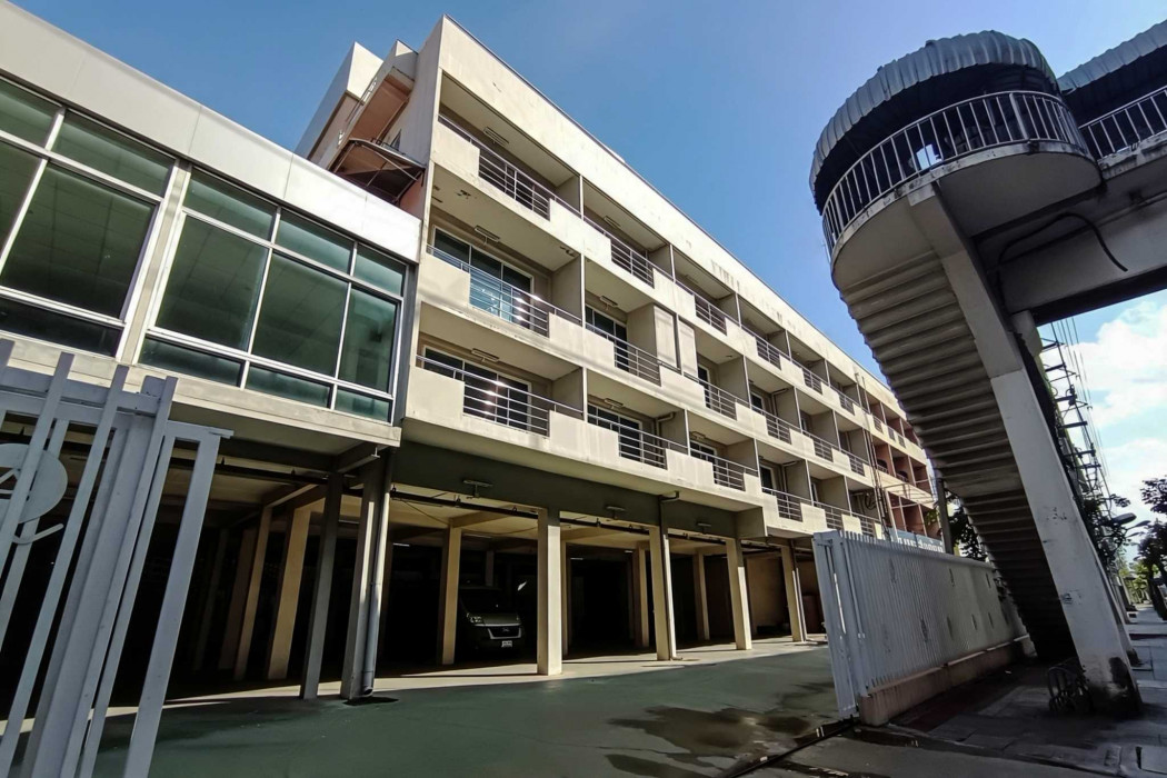 For rent: 5-story commercial building on Rama 2 Road. Includes parking and elevator. 2500 sq m, 2 rai 59 sq wa. For rent: 5-story commercial building on Rama 2 Road. Includes parking and elevator. 2500 sq m, 2 rai 59 sq wa.