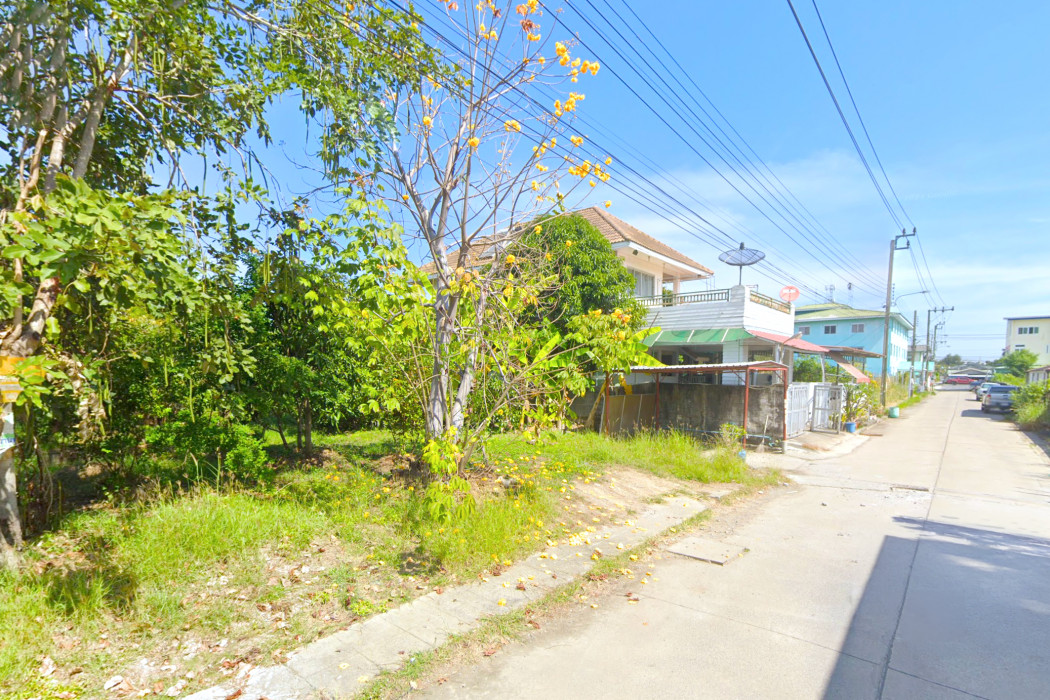 ขาย ที่ดิน ซ.คุ้มเกล้า 4-1 ขนาด 100 ตรว ใกล้ ถนนคุ้มเกล้าแค่ 130 ม. KK