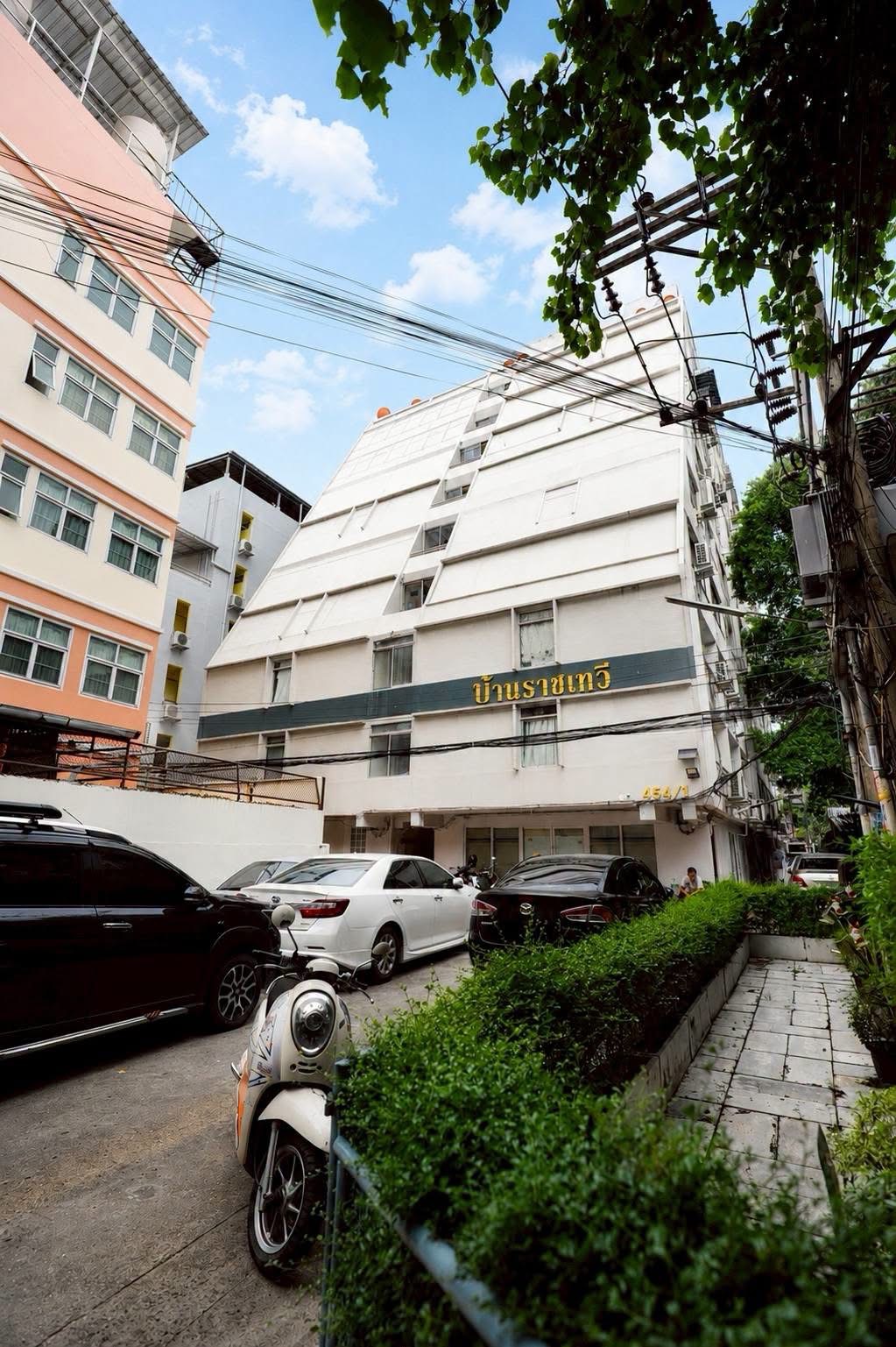 Baan Ratchathewi Studio 25.25 sqm, Near BTS Phaya Thai — Only 1,590,000 THB