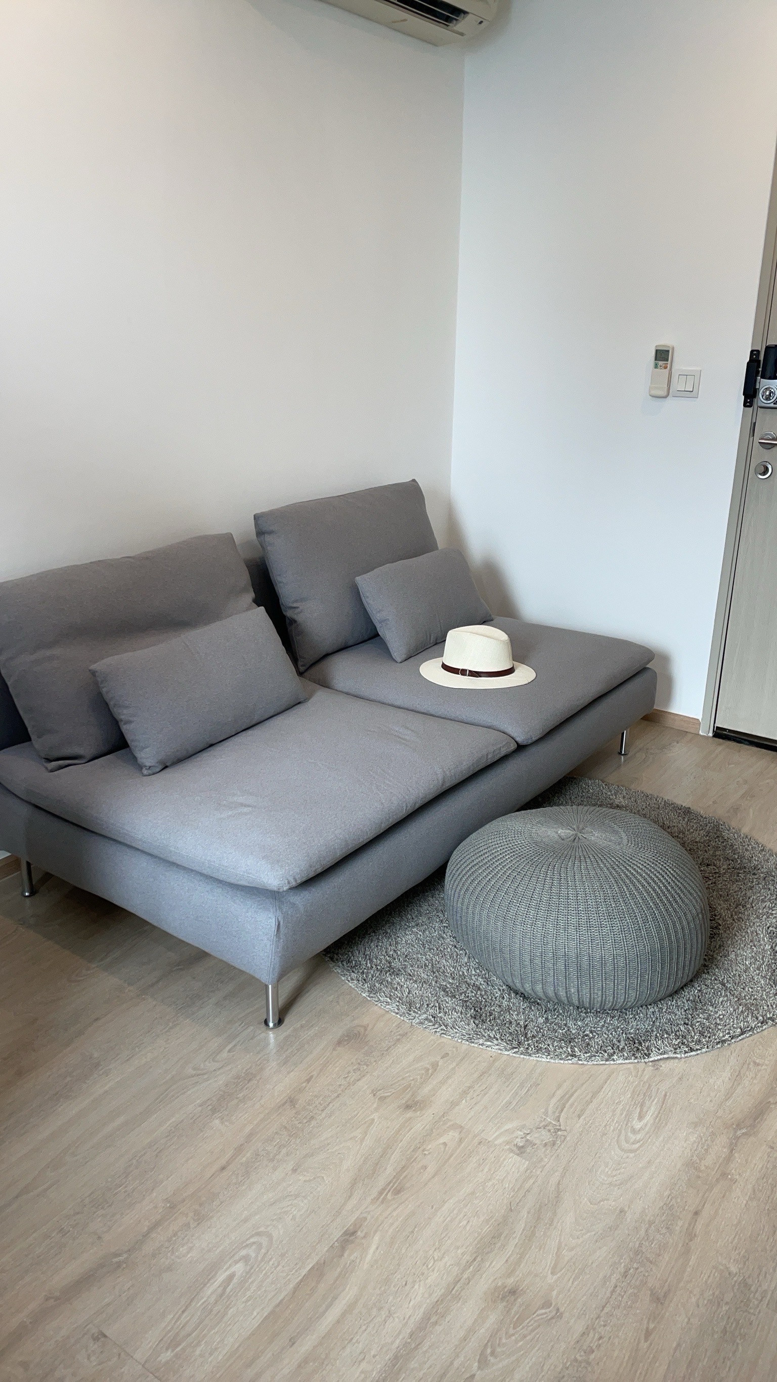 ✨ For rent Ideo Q Chula - Samyan ✨💖 Studio size 24 sq m.💰 Rental price: 19,000 baht/month 📞 Contact : Aomam (Agent) Tel./Line ID : 095-587-1692 WhatsApp : +66 95 587 1692