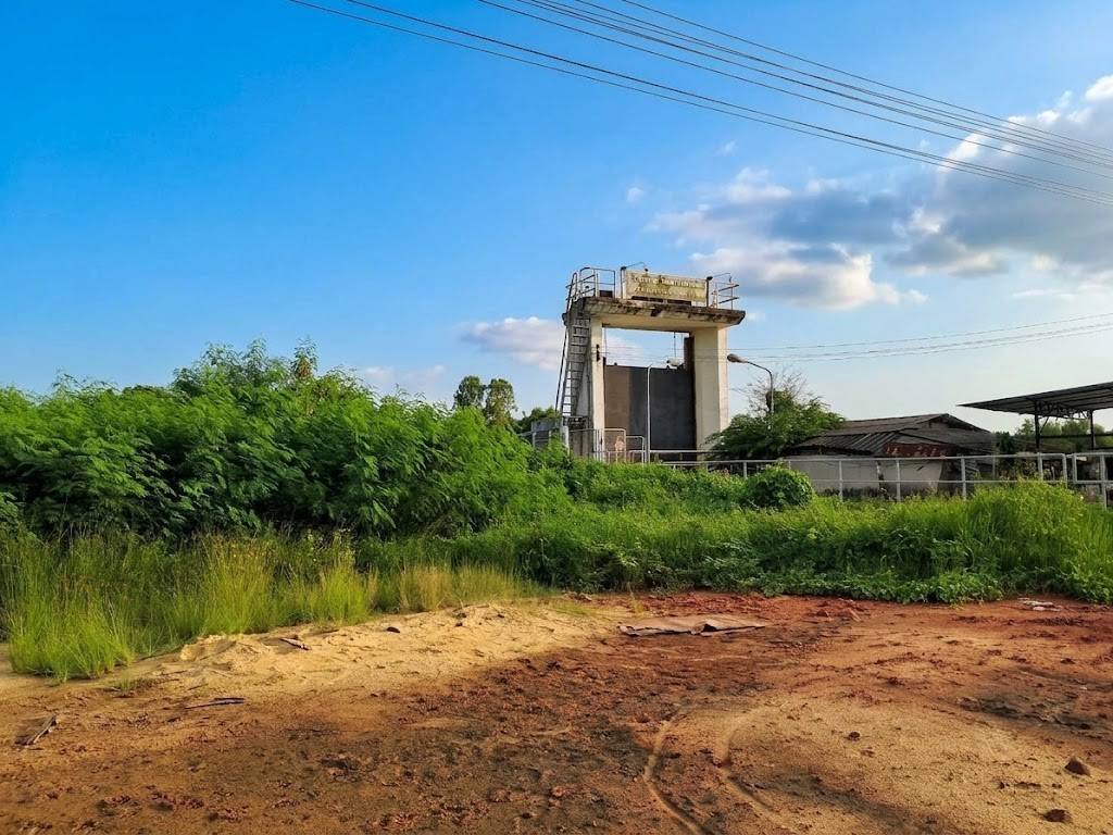 (Land for sale, 4 rai already filled) Bang Khun Thian-Thian Talay 25, next to the natural canal. Width next to the road 6 m., near Bangmod University, only 1.5 km. Suitable for an Eco-Café, riverside restaurant, Community & Wellness Space. (Land for sale, 4 rai already filled) Bang Khun Thian-Thian Talay 25, next to the natural canal. Width next to the road 6 m., near Bangmod University, only 1.5 km. Suitable for an Eco-Café, riverside restaurant, Community & Wellness Space.