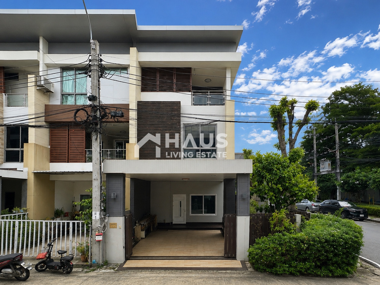 🔥 Corner townhome at the beginning of the project! Near the expressway, BTS and Central Chaengwattana 🔥 Townhome for sale Pattra Mo Town 🔥 Pattra Mo Town / 3 bedrooms #TCWT085 🔥 Corner townhome at the beginning of the project! Near the expressway, BTS and Central Chaengwattana 🔥 Townhome for sale Pattra Mo Town 🔥 Pattra Mo Town / 3 bedrooms #TCWT085
