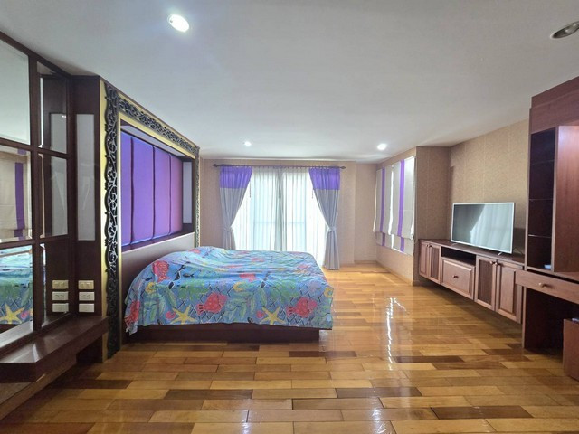 Condo for rent Le Celeste Rama 9–Srinakarin, large room 100 sq m, 2 bedrooms, near MRT Srikritha. Condo for rent Le Celeste Rama 9–Srinakarin, large room 100 sq m, 2 bedrooms, near MRT Srikritha.