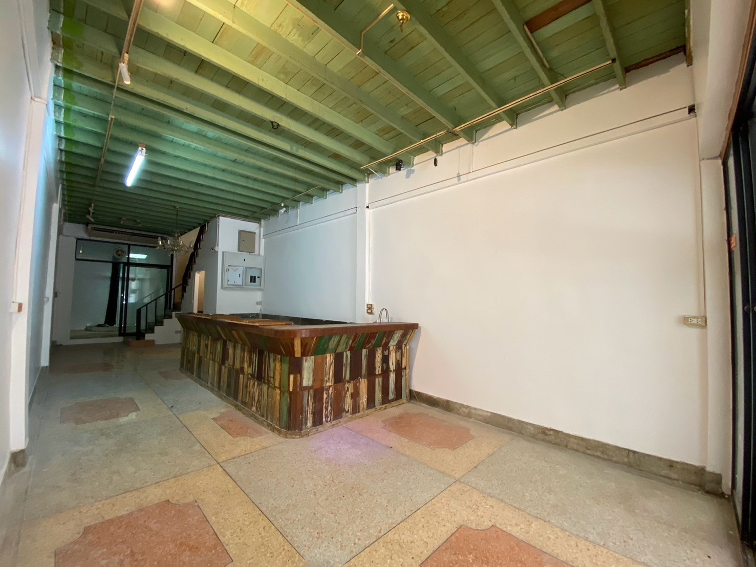 For rent, 3-story building, Thonglor, for doing business | FOR RENT 3-STOREY BUILDING AT THONGLOR FOR BUSINESS