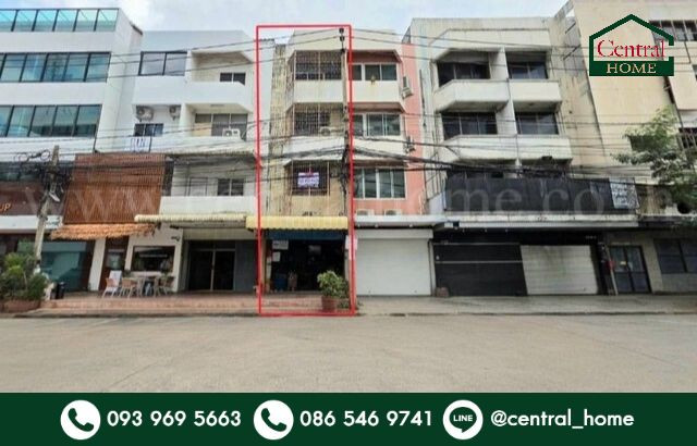 For sale/rent, 4-story commercial building, Soi Manorom, Rama 4 Road, good location, very convenient to travel.