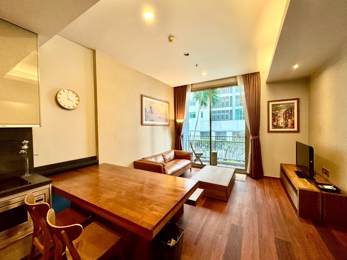 ขายคอนโด Quattro by Sansiri ราคา 9,650,000 บาท [MKs260709]