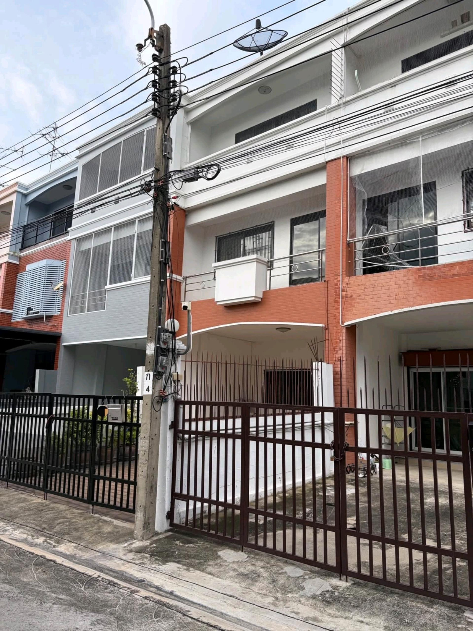 ให้เช่า Townhome สุขุมวิท 93 🎪🗽⭐️  連棟別墅出租，Sukhumvit 93 