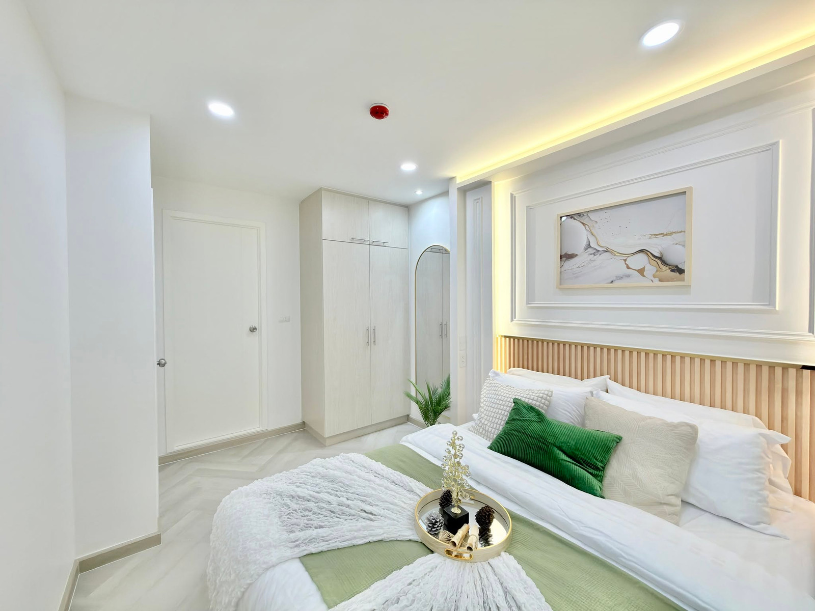 ✨ **ห้องรีโนเวทใหม่ ราคานี้รวมโอนเรียบร้อย!** ✨  🏙️ **ขายคอนโด The Privacy Ratchada – Sutthisan | เดอะ ไพรเวซี่ รัชดา – สุทธิสาร** – รูปที่ 3