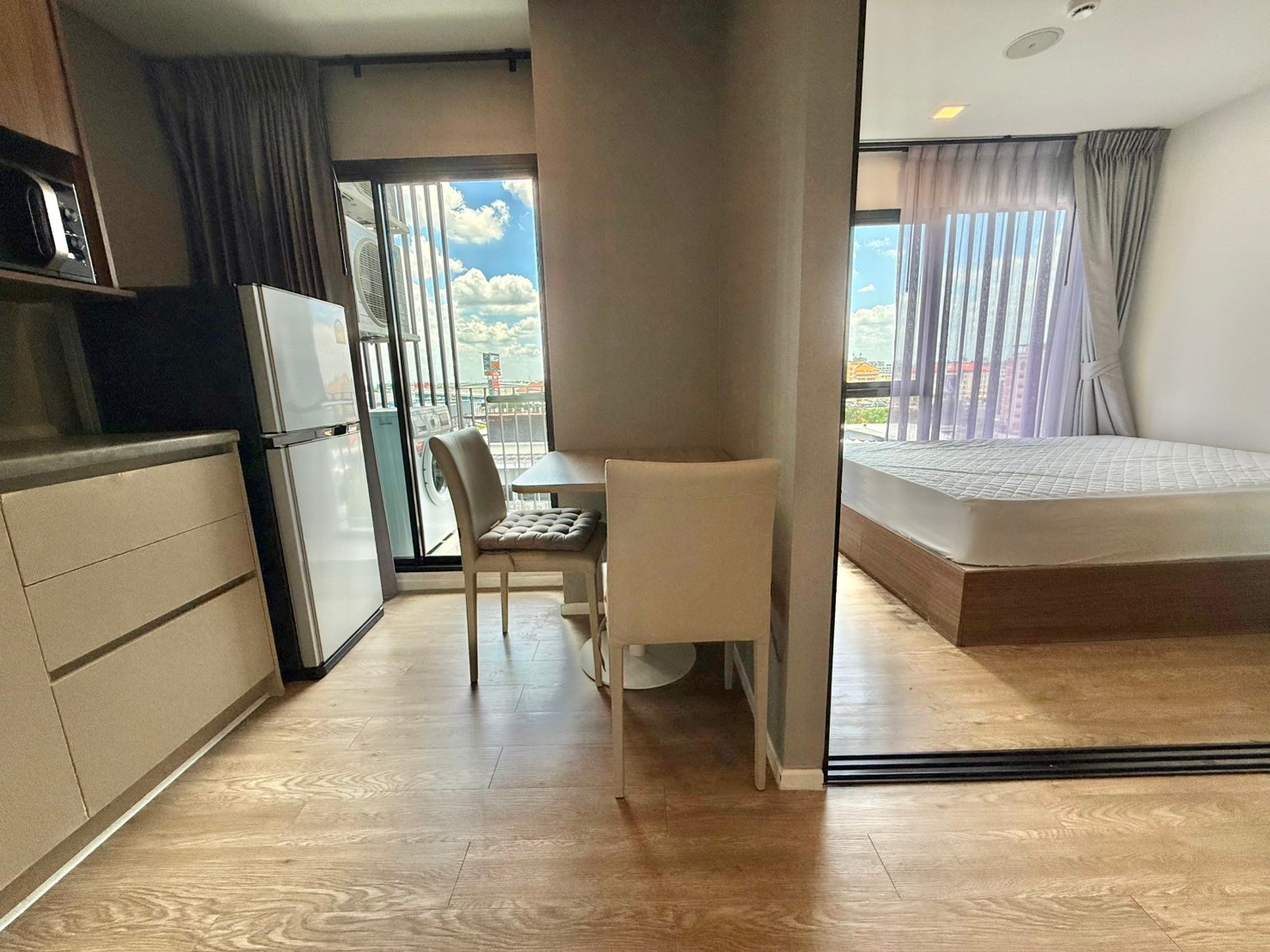 🏢 For rent 𝗞𝗔𝗩𝗘 𝗧𝗢𝗪𝗡 𝗦𝗣𝗔𝗖𝗘 | Corner room ✨ | Separate kitchen | Building C, 8th floor | 26 sq m. | Ready to move in