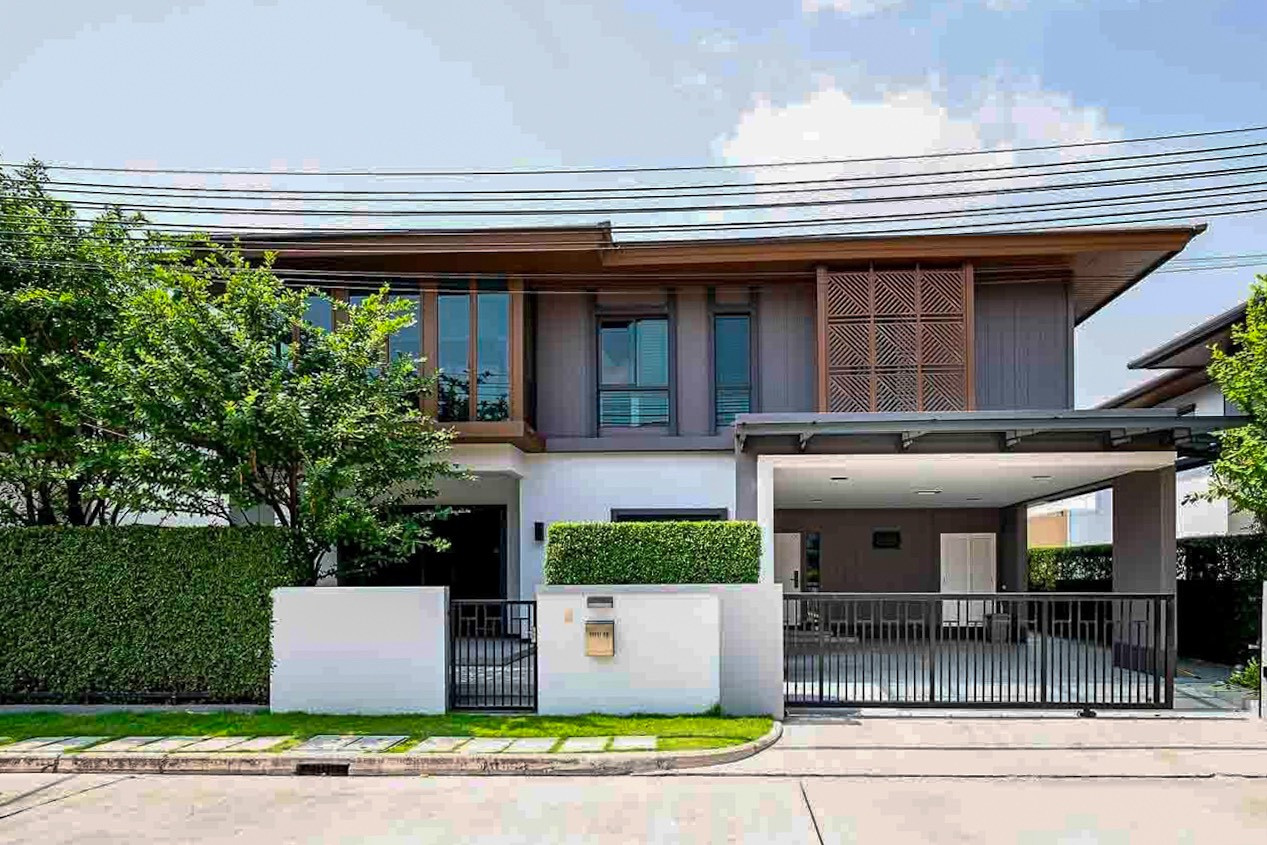 บ้านสวยพร้อมอยู่🔥 บุราสิริ พัฒนาการ 4 ห้องนอน 🎈 เช่าเพียง 140,000 บาท ต่อเดือน