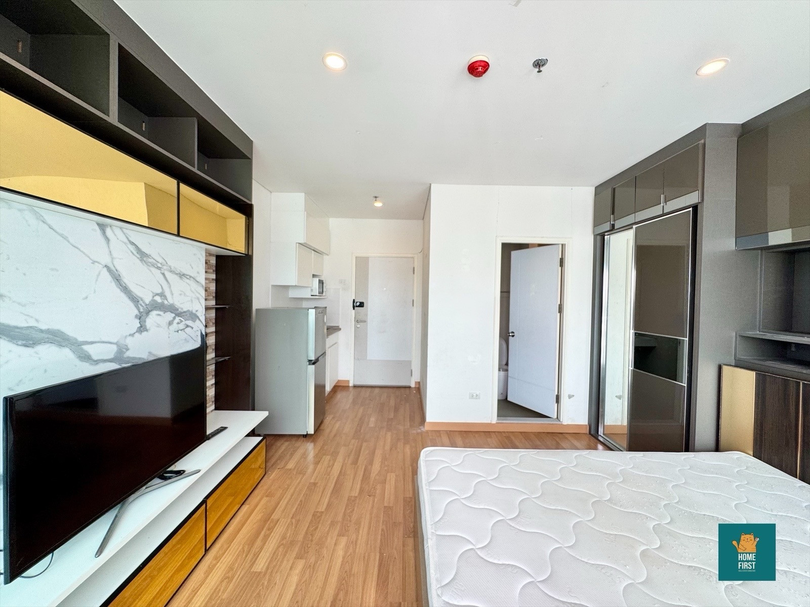 Lumpini place รัชดา - สาธุ 24ตรม. เฟอร์ครบ 9,500 บาทต่อเดือน – รูปที่ 4