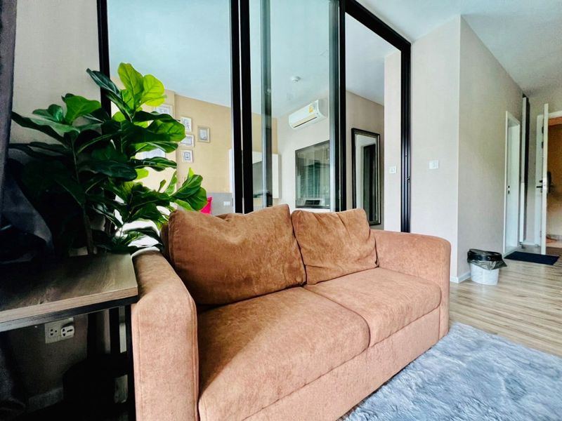 Condo for rent, KnightsBridge The Ocean Sriracha. Beautiful room, mountain view, swimming pool.