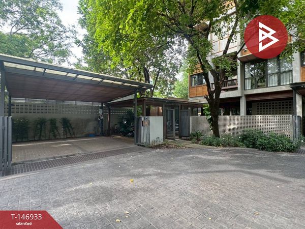 Semi-detached house for sale, Vibhavadi 20, area 72.3 sq m, garden house style, Chatuchak, Bangkok.