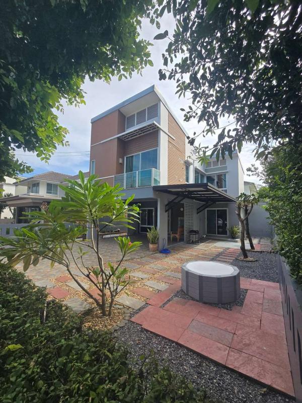 โฮมเพลส เดอะ พาร์ค วงแหวน - พระราม9 / 3 ห้องนอน (ให้เช่า), Home Place The Park Wongwaen - Rama9 / 3 Bedrooms (FOR RENT) BZD253