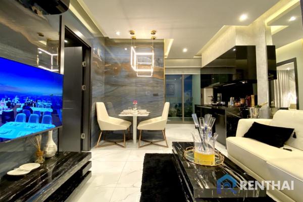 ขายคอนโด Grand Solaire  1 ห้องนอน 29 ตร.ม. วิวทะเลฝั่งพัทยาเบย์ ห้องวิวสวยราคาดี