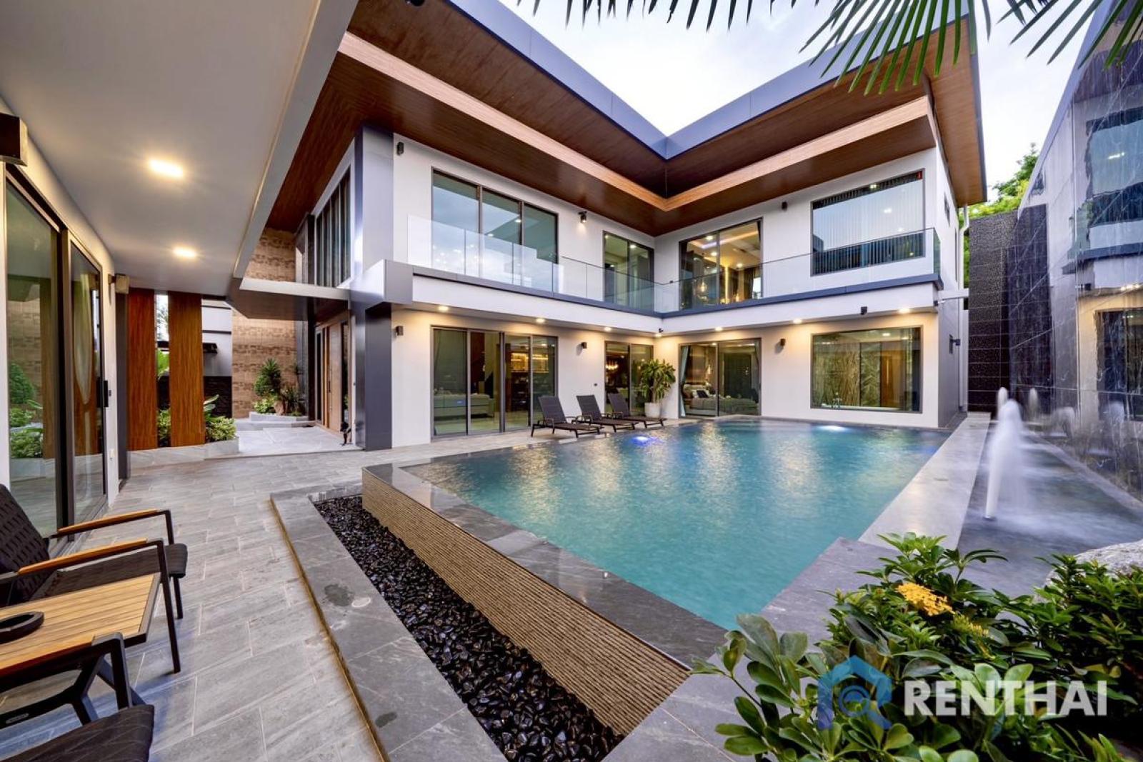 Luxury Living Redefined in This Spectacular 5-Bedroom Villa – รูปที่ 2
