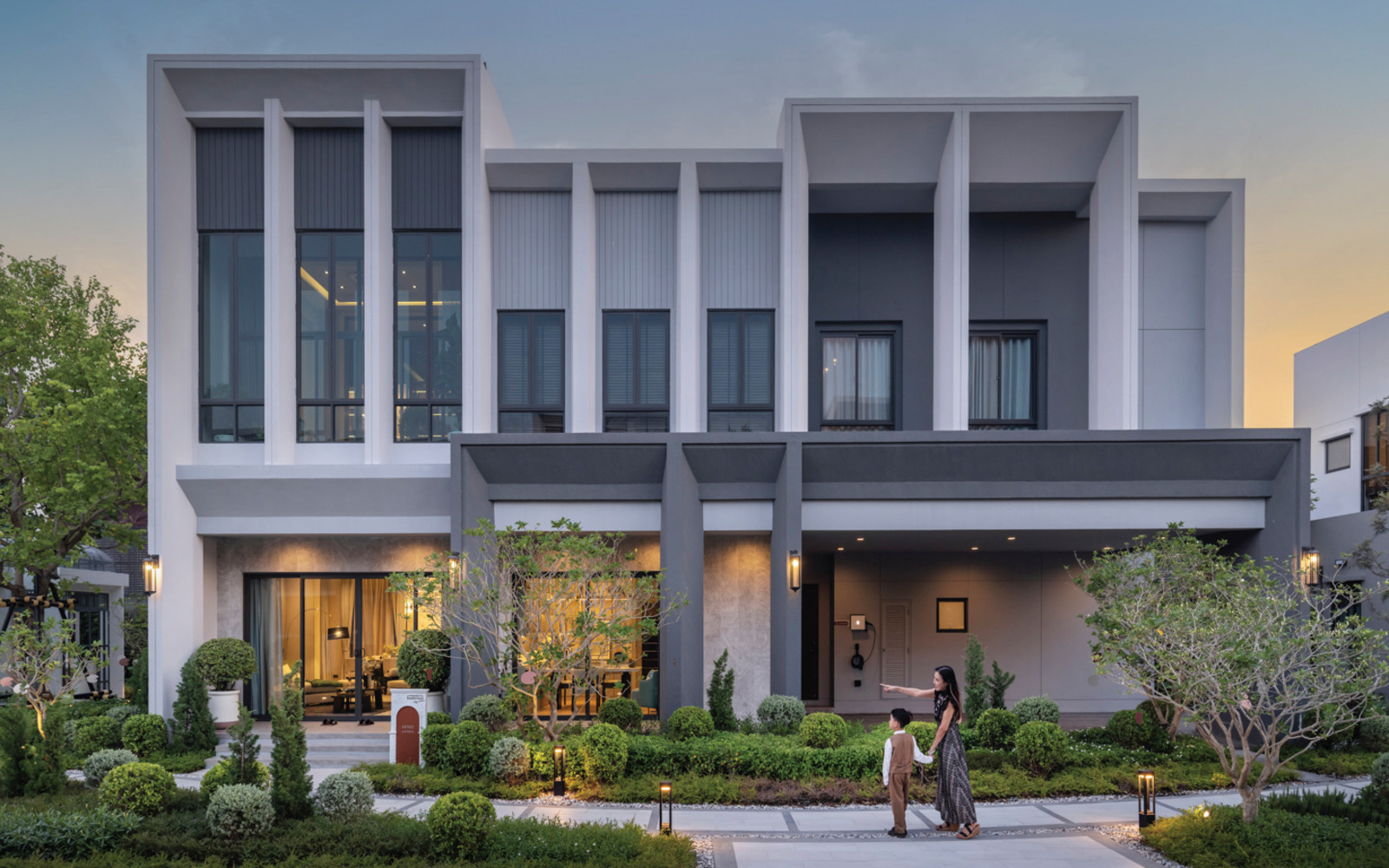 ✨ 🏡 Bangkok Boulevard Signature Ramintra - Watcharapol with the most exclusive deals waiting for you only at Landmark Living ‼️