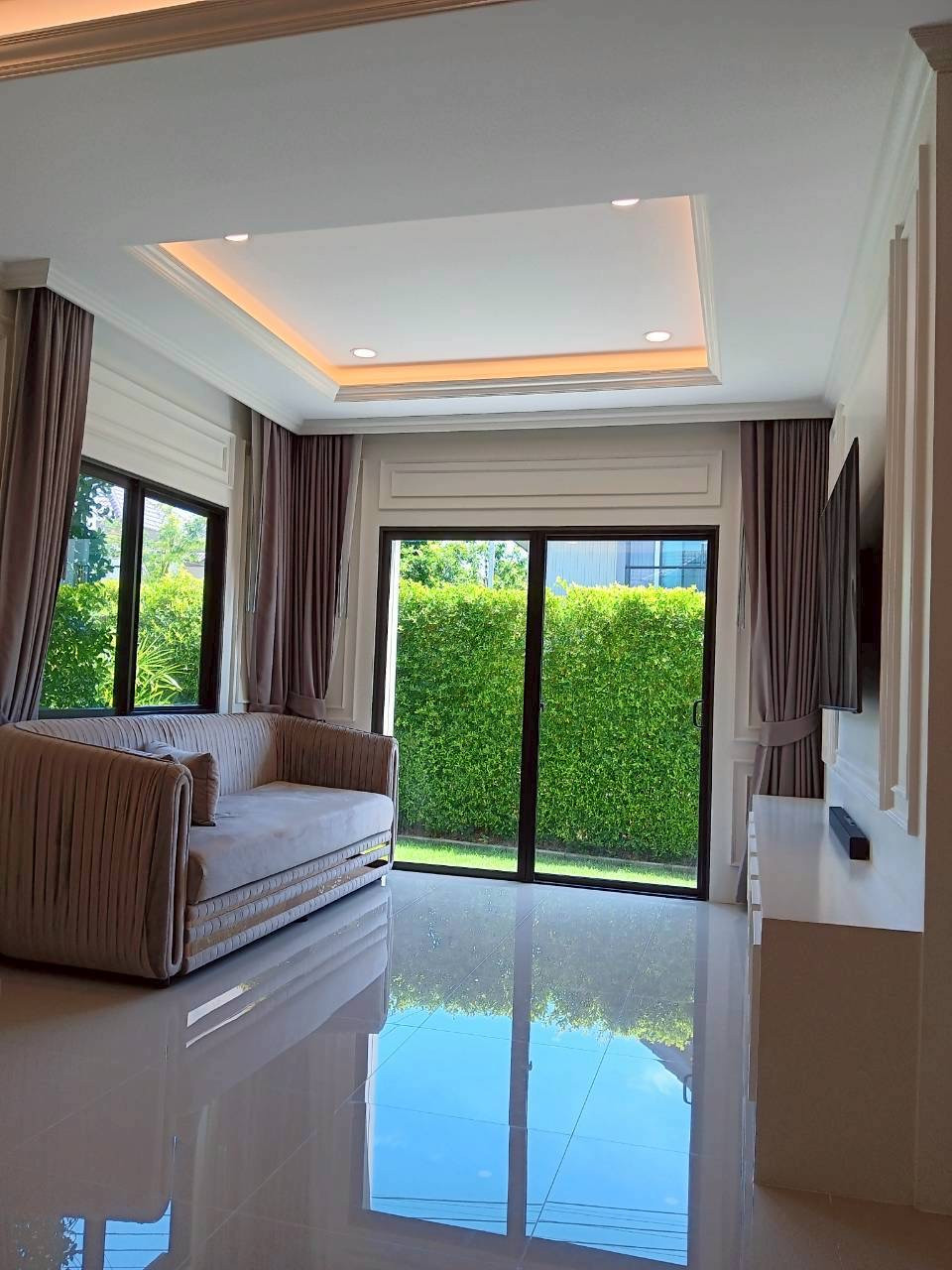 🏡ขายบ้านเดี่ยวสวยใหม่ หัวมุม ทิศเหนือ พร้อมเข้าอยู่  และเพื่อนบ้านในซอยเป็นมิตรดีมากๆค่ะ