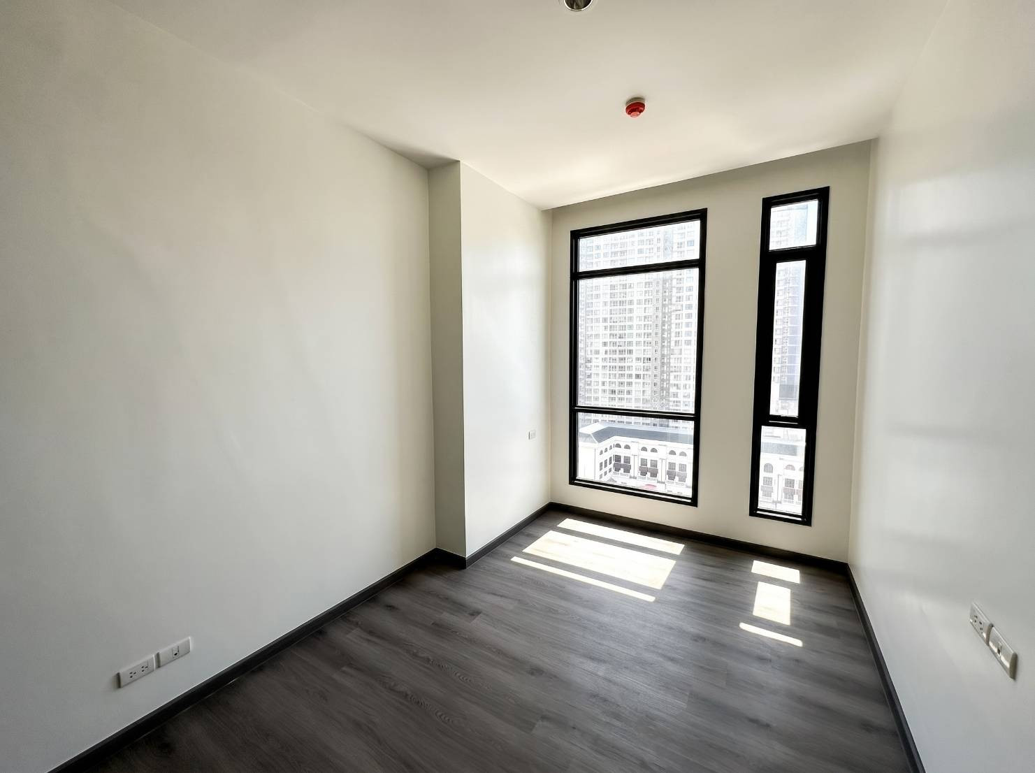 ห้องเปล่า พร้อมออกแบบได้เอง ราคาดีที่สุดในโครงการ!!⭐The Capital Eakamai - Thonglor (เดอะ แคปิตอล เอกมัย - ทองหล่อ) ห้องเปล่า พร้อมออกแบบได้เอง ราคาดีที่สุดในโครงการ!!⭐The Capital Eakamai - Thonglor (เดอะ แคปิตอล เอกมัย - ทองหล่อ)