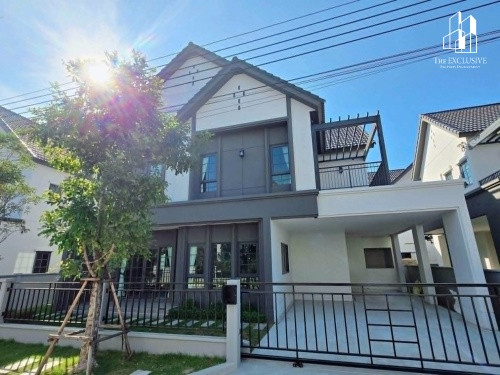Luxurious detached house for sale, CENTRO Bangna (Centro Bangna), complete functions, near Mega Bangna. Luxurious detached house for sale, CENTRO Bangna (Centro Bangna), complete functions, near Mega Bangna.