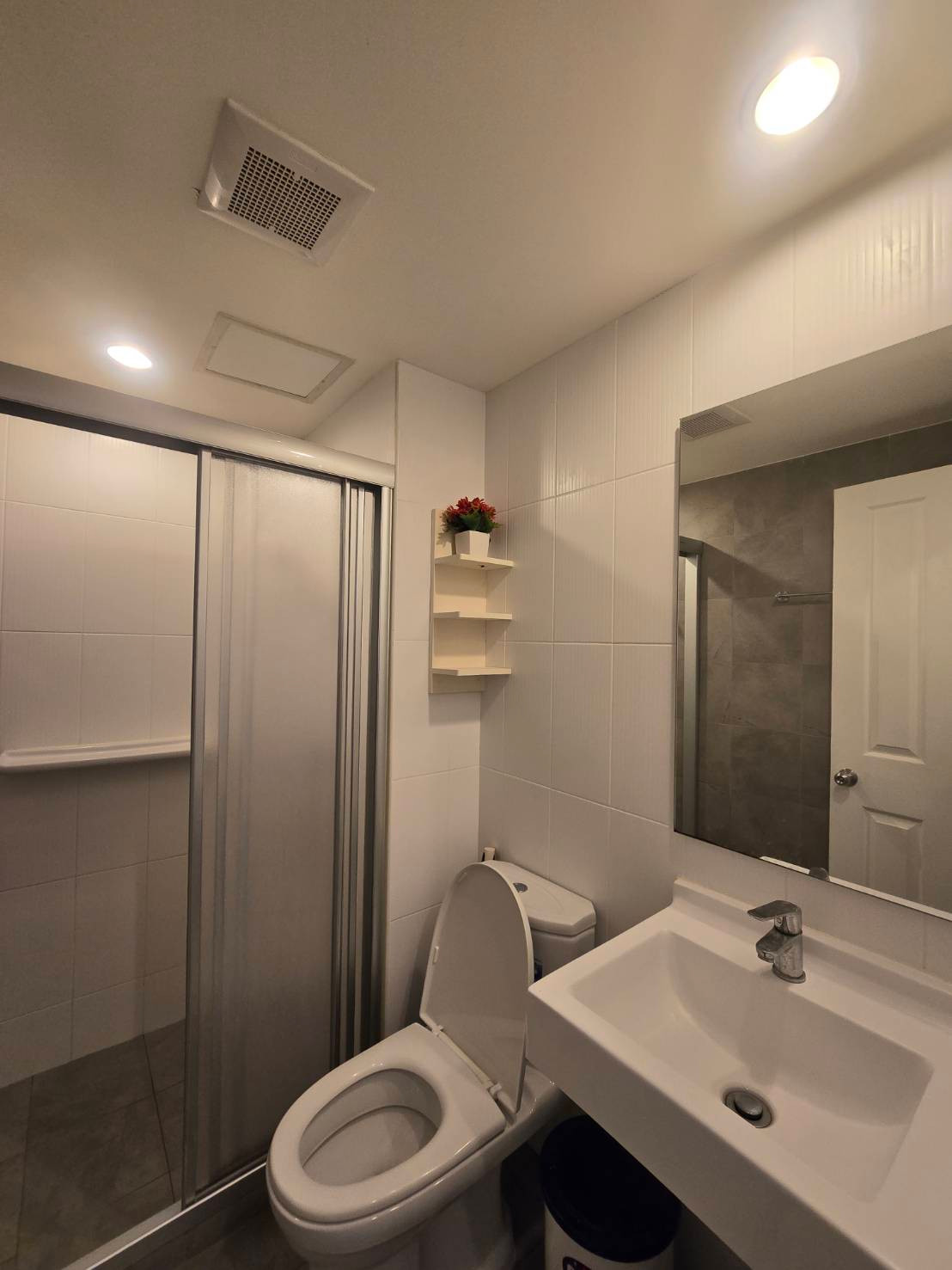 FOR Rent 1  Bed ริมแม่น้ำ พร้อมเฟอร์ตกแต่ง ยู ดีไลท์ เรสซิเดนซ์ รีเวอร์ฟร้อนท์ พระราม 3 วิวแม่น้ำเจ้าพระยา – รูปที่ 4