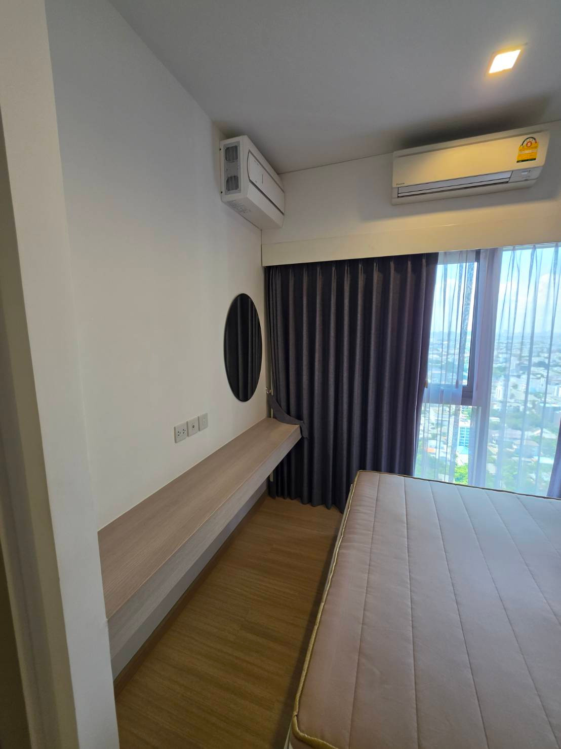 ให้เช่า Whizdom connect สองนอน ทิศเหนือ