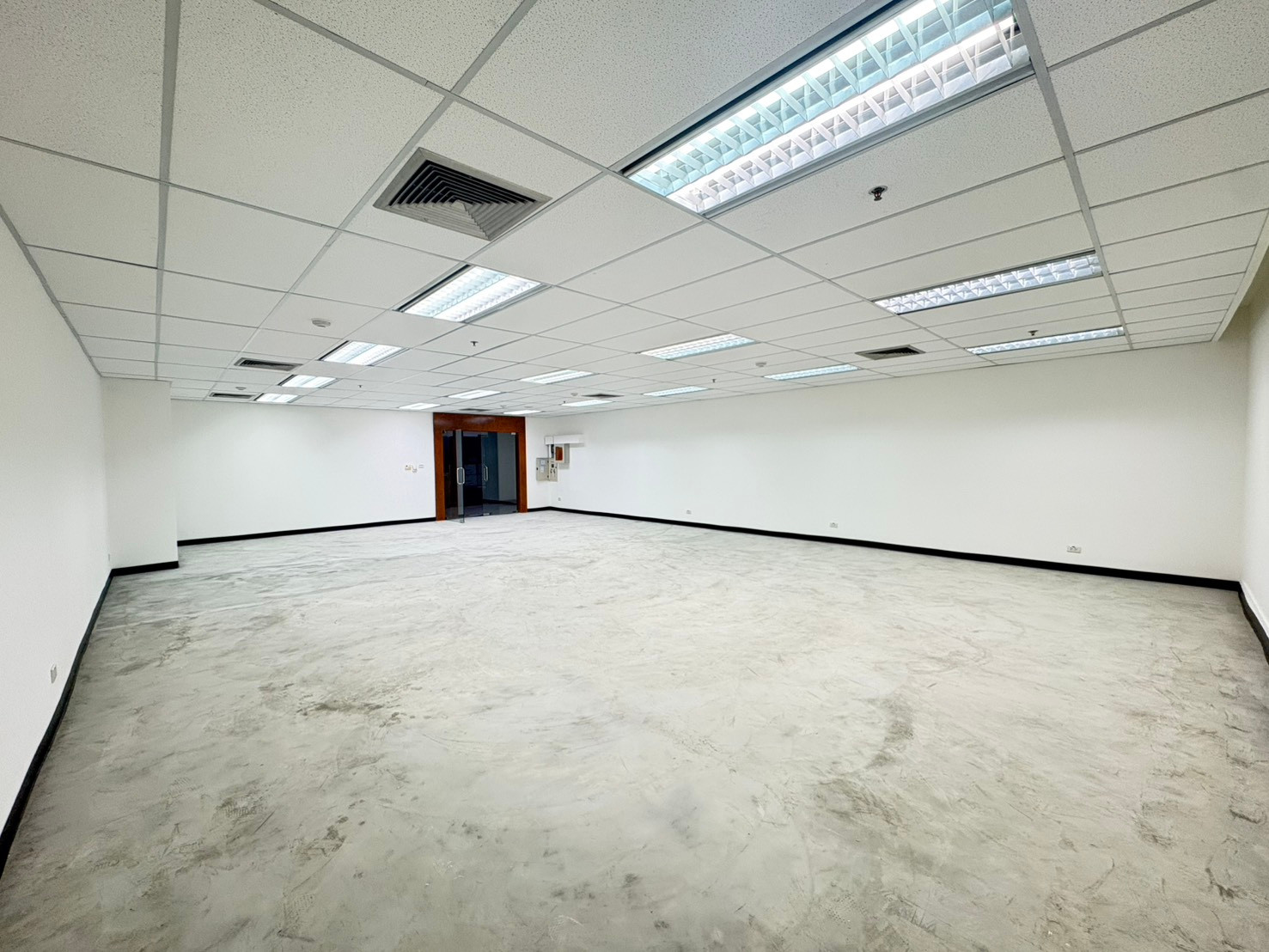 Office space available for rent in Ital-Thai Tower, 11th floor, 100.39 Sq.m. – รูปที่ 2