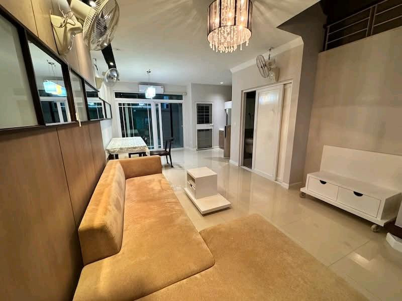 ให้เช่า ทาวน์โฮม 3 ชั้น | The Terrace ลาดพร้าว 71 – รูปที่ 2