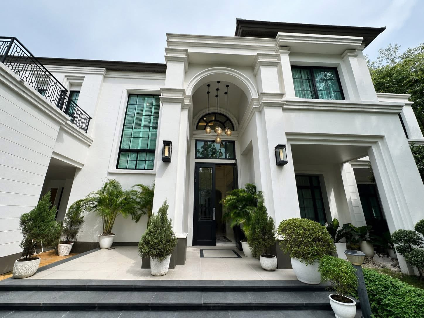 Baan Sansiri Phatthanakan | FOR RENT 🏡 A luxury home of this level - not just a residence, but a "lifestyle" That you deserve ✨ Baan Sansiri Phatthanakan | FOR RENT 🏡 A luxury home of this level - not just a residence, but a "lifestyle" That you deserve ✨