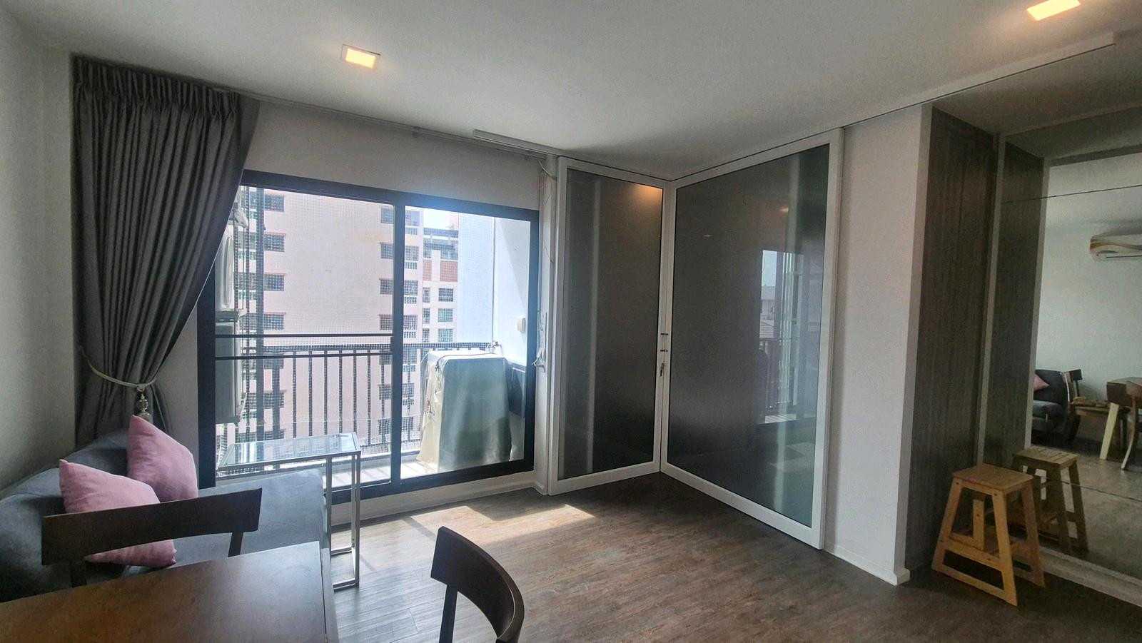 2 bedrooms, 2 bathrooms, near Chatuchak, Department of Transport, BTS Saphan Khwai