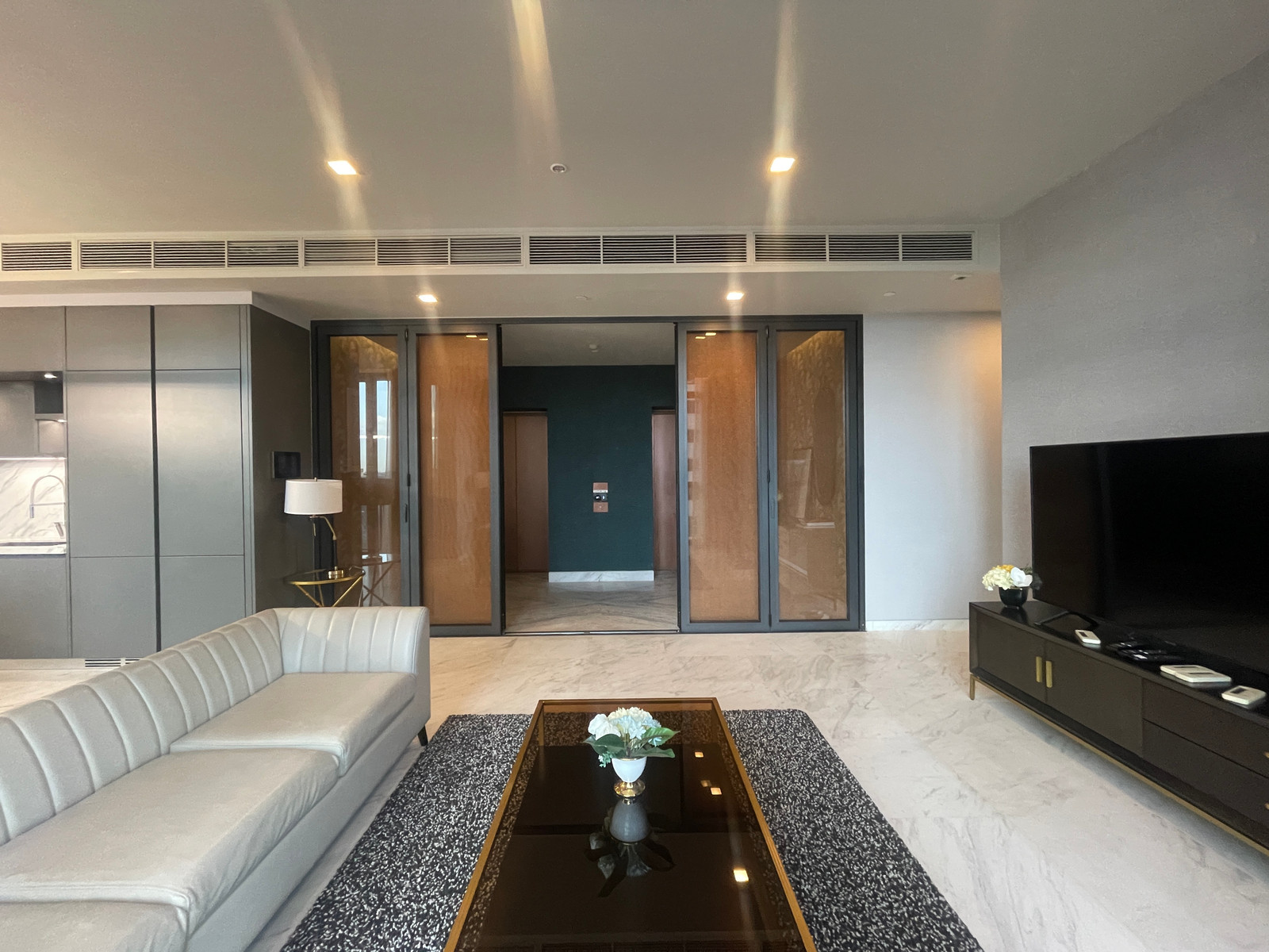 For Rent 🐶Pet-Friendly🐱 ✨The Monument Thong Lo✨ 2 beds, 3 baths, size 125 sqm, Near BTS Thonglor (2.2 km), Tel.0982645161 For Rent 🐶Pet-Friendly🐱 ✨The Monument Thong Lo✨ 2 beds, 3 baths, size 125 sqm, Near BTS Thonglor (2.2 km), Tel.0982645161