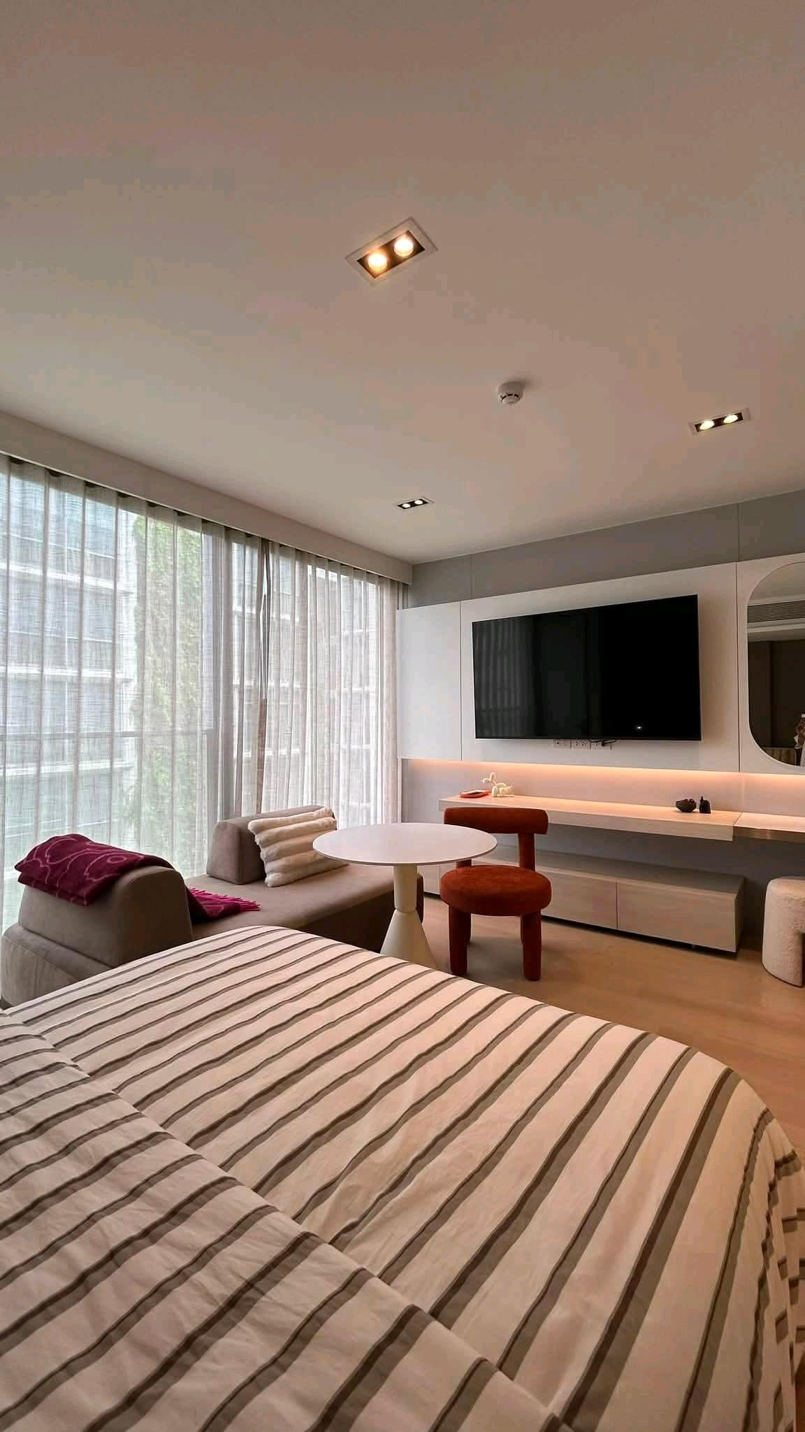 ✨ Ultra-Luxury Pet-Friendly Condo ใจกลางสุขุมวิท — ห้องใหม่ไม่เคยมีใครอยู่ พร้อมอยู่ทันที! 🐶🐱 – รูปที่ 2