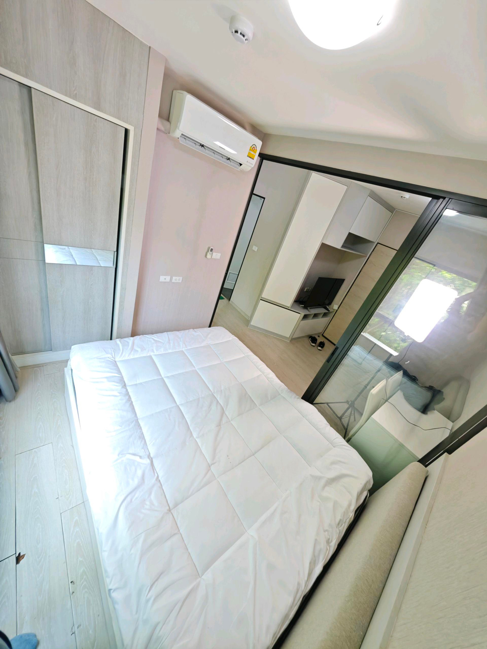 ให้เช่า Grene Condo สรงประภา-ดอนเมือง เครื่องใช้ไฟฟ้าแน่นๆ แอร์ถอยใหม่