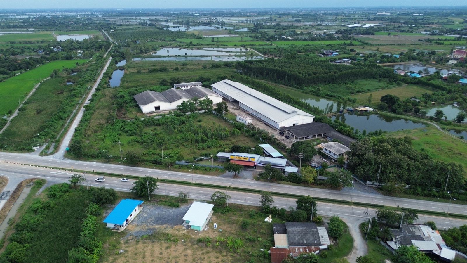 Warehouse & Distribution Center for Rent | 17 Rai | 7,200 Sq.m. | Song Phi Nong, Suphan Buri Warehouse & Distribution Center for Rent | 17 Rai | 7,200 Sq.m. | Song Phi Nong, Suphan Buri