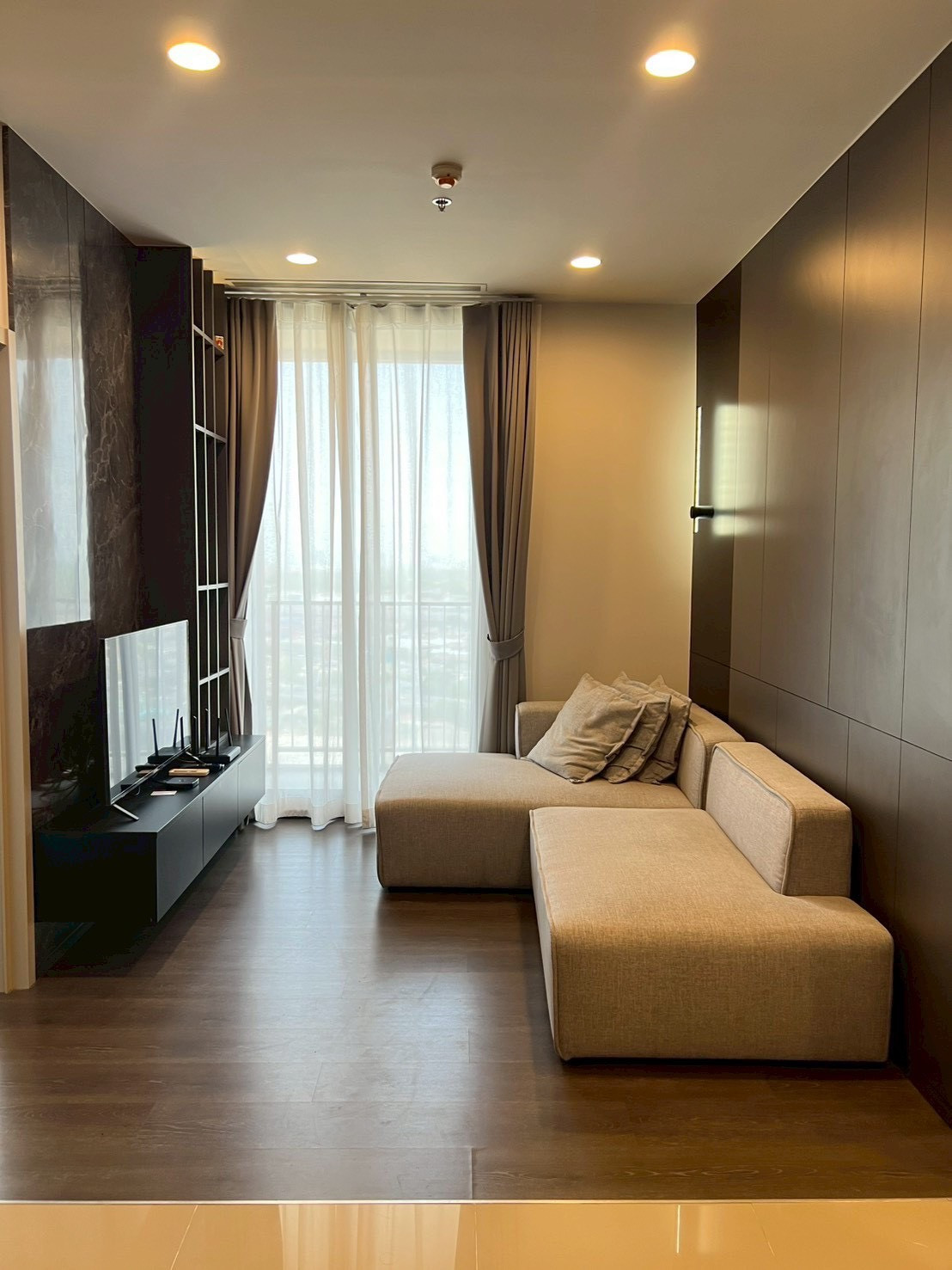 🔥For Sale : OKA HAUS Sukhumvit 36 , ขายพร้อมผู้เช่ารับกำไรทันที🔥
