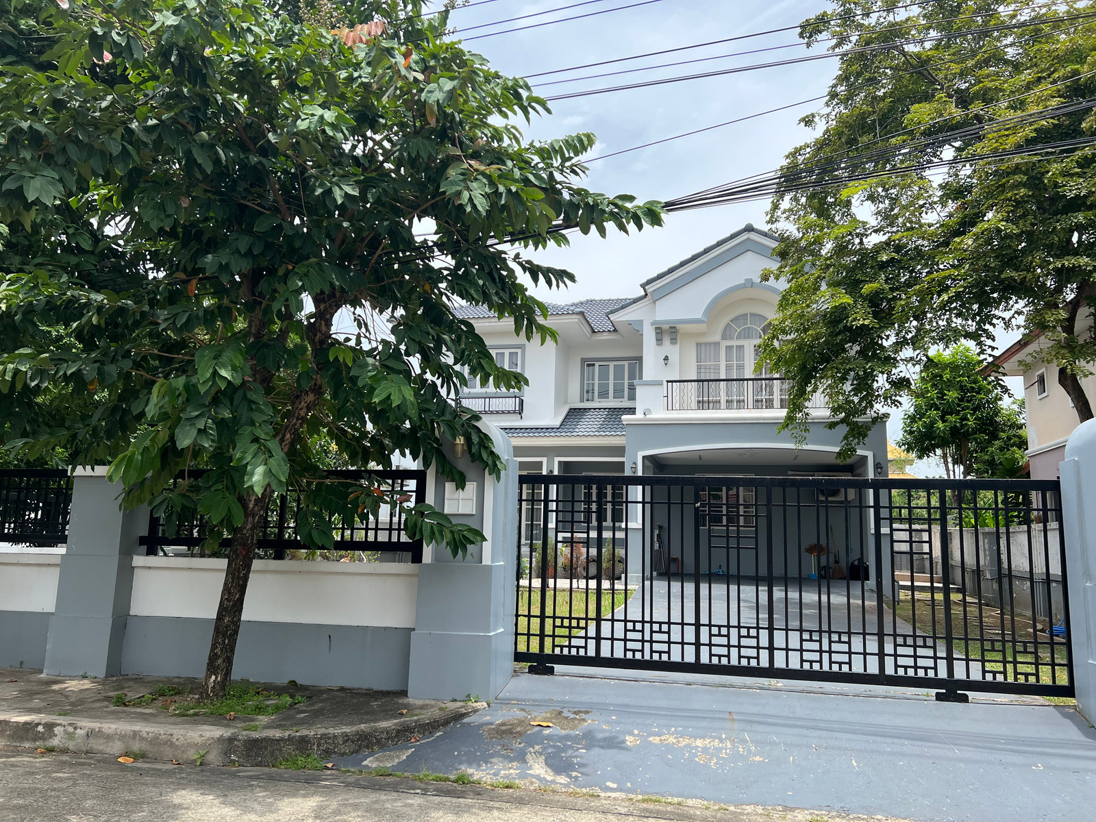 House for sale Nantawan Srinakarin Near Kanchanaphisek Ring Road