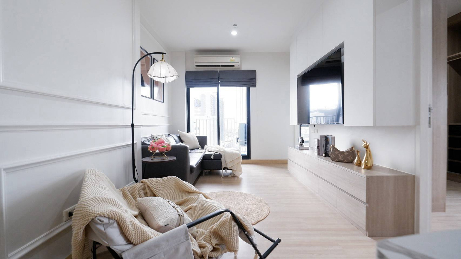 🔥 🔥 Renovated room for sale Fully decorated and ready to move in Beautiful like a new condo Agents welcome 🔥 🔥 Renovated room for sale Fully decorated and ready to move in Beautiful like a new condo Agents welcome