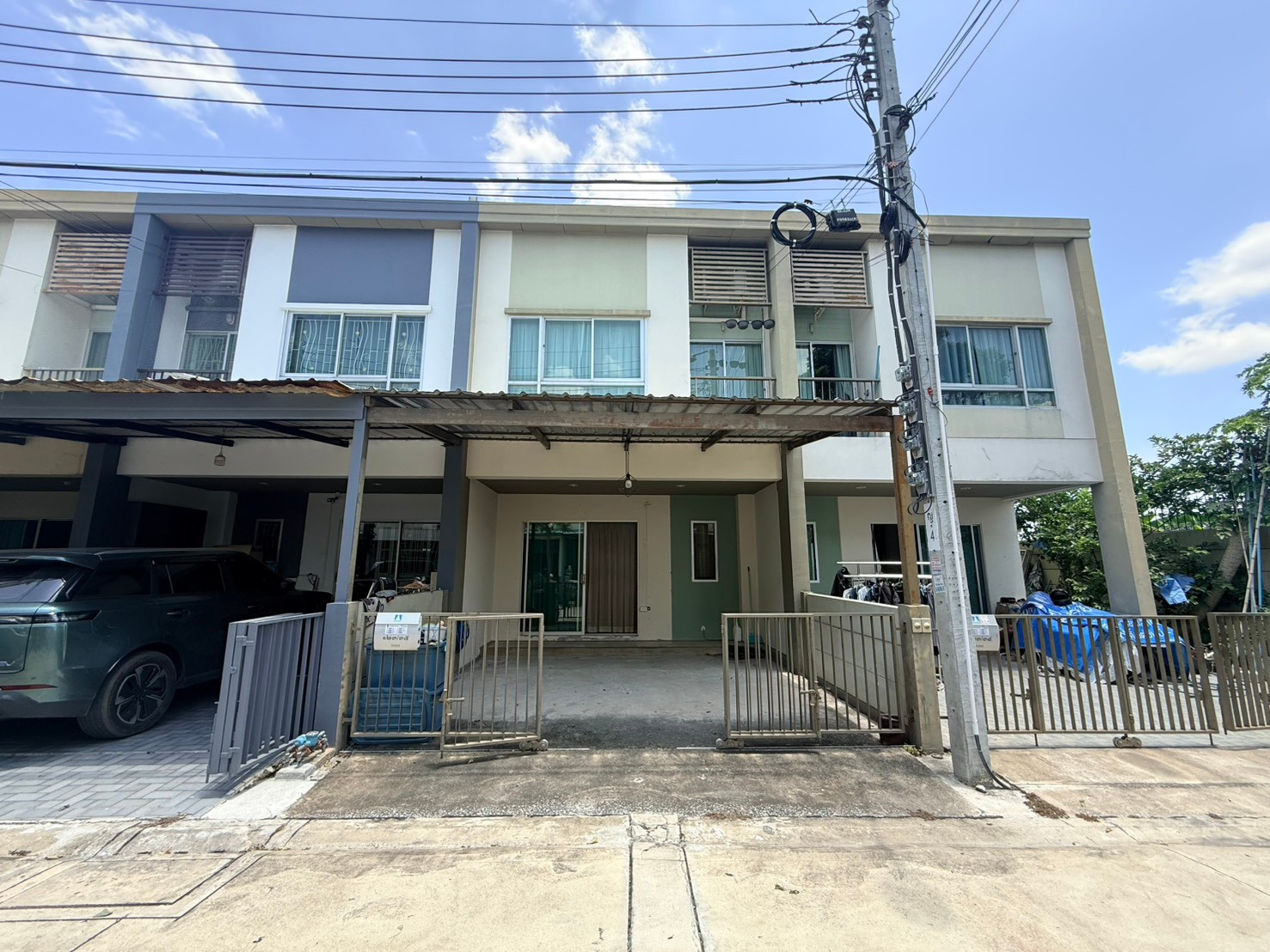 For Sale | Lumpini Townville Ratchaphruek–Nakorn In 3-Bedroom Townhome | Parking for 2 Cars | Only THB 2.39 Million For Sale | Lumpini Townville Ratchaphruek–Nakorn In 3-Bedroom Townhome | Parking for 2 Cars | Only THB 2.39 Million