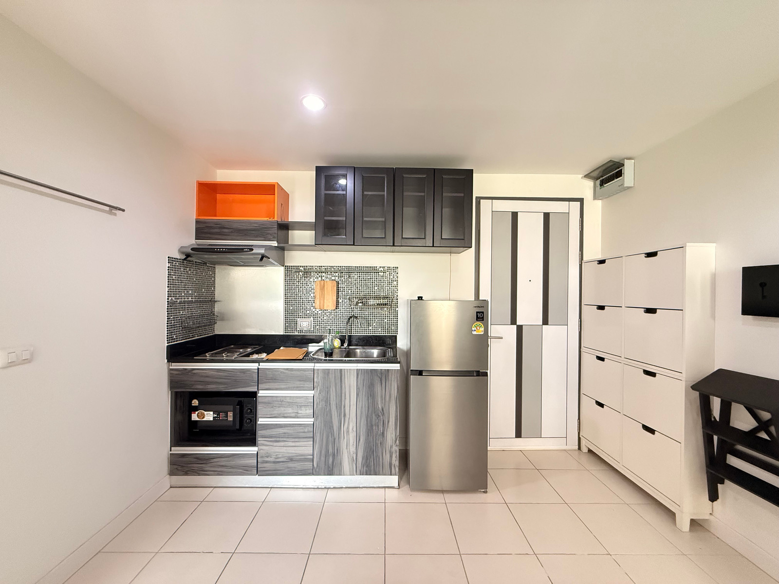 For Rent: Vogue Place Sukhumvit 107 (BTS Bearing)