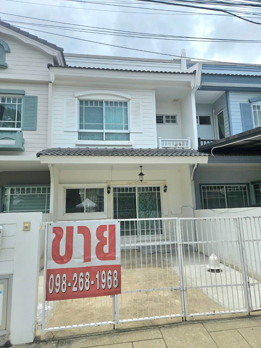 ขายด่วน ทาน์วเฮาส์ 22 ตรว โครงการ : วิลลาจจิโอ บางนา | Villaggio Bangna ขายด่วน ทาน์วเฮาส์ 22 ตรว โครงการ : วิลลาจจิโอ บางนา | Villaggio Bangna
