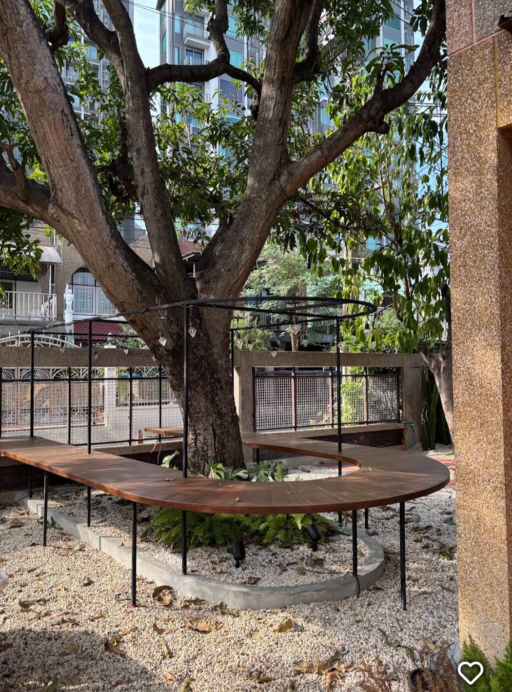 ขายหรือเช่าบ้านเดี่ยว เอกมัย12 บ้านหัวมุม74ตรว.เดินทางสะดวก ขายหรือเช่าบ้านเดี่ยว เอกมัย12 บ้านหัวมุม74ตรว.เดินทางสะดวก