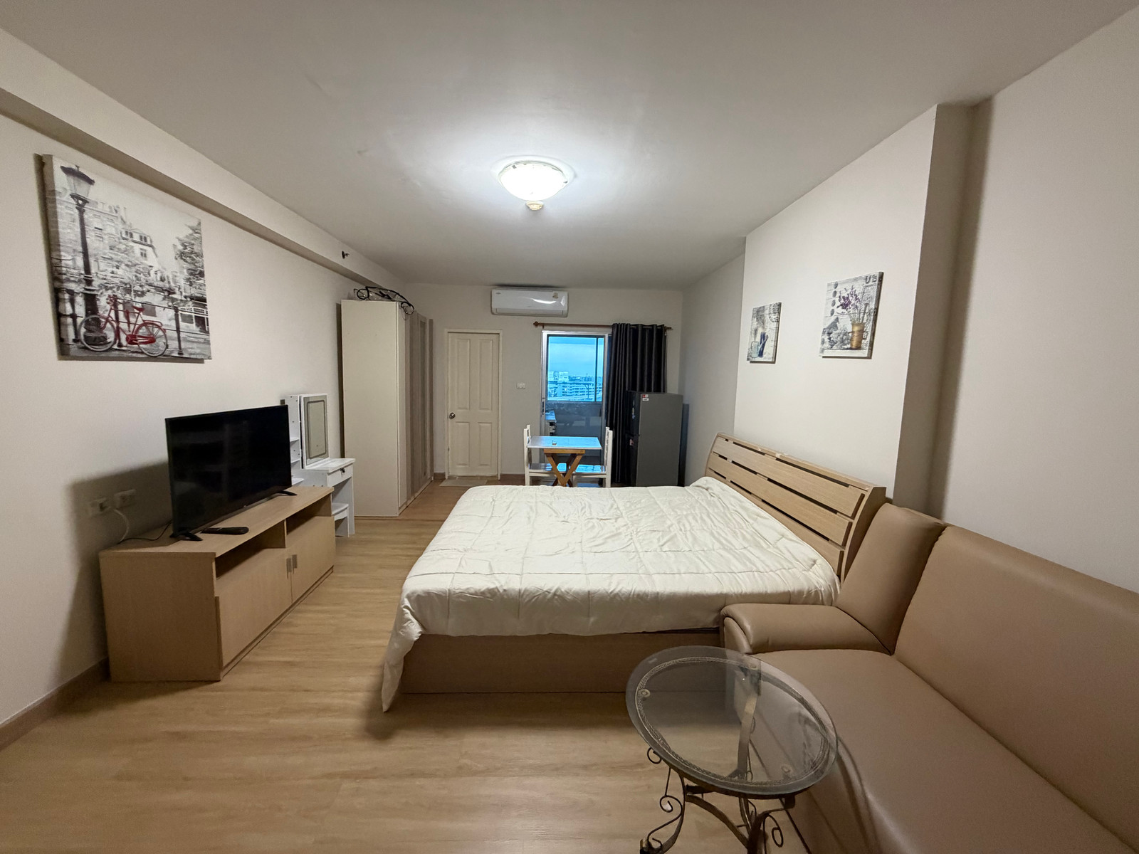 Condo for rent, Supalai Park Srinakarin, fully furnished, ready to move in. Condo for rent, Supalai Park Srinakarin, fully furnished, ready to move in.