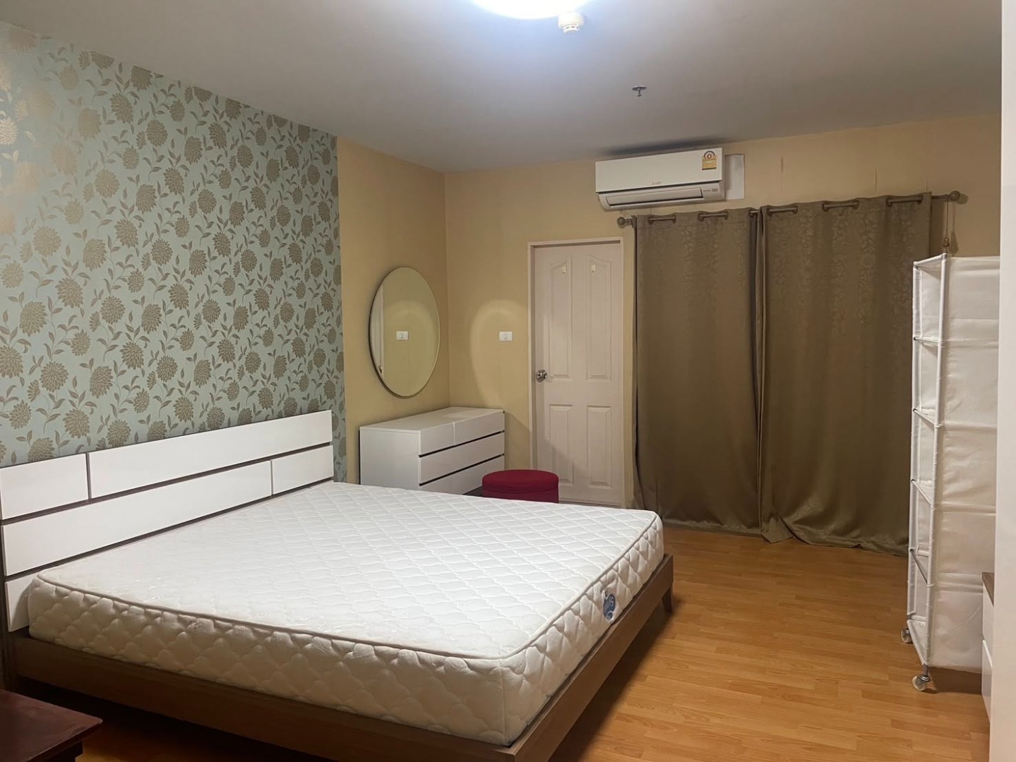 🌿 Regent Wutthakat, 1 bedroom apartment, 26 sq.m., ready to move in. Just 180 meters walk to BTS Wutthakat.