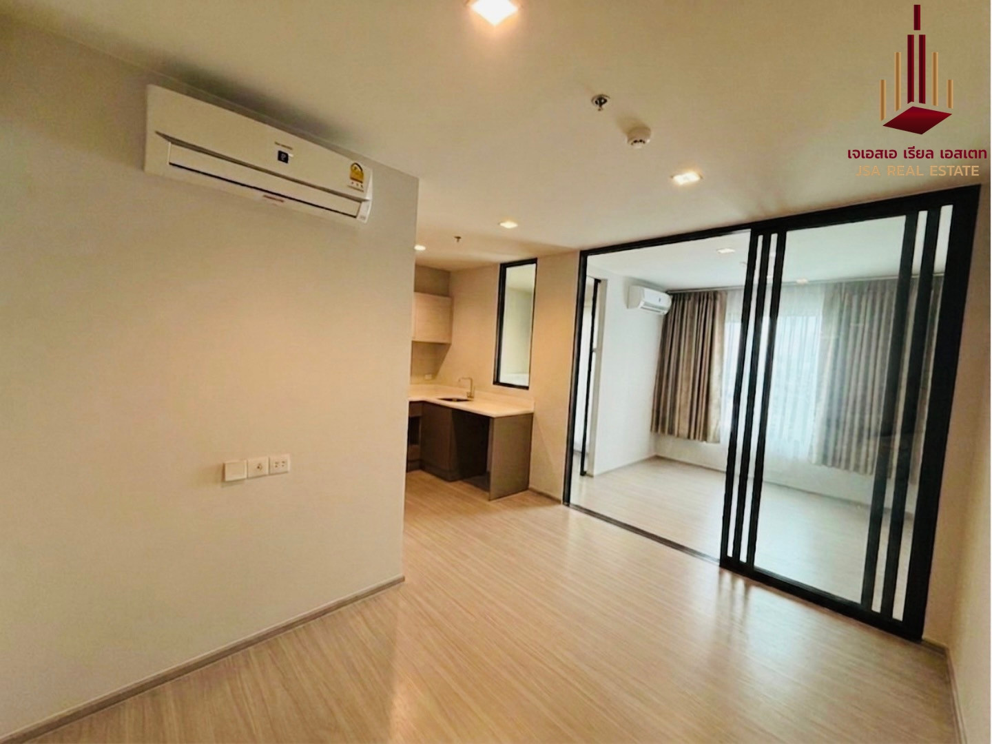 ✨ For Sale: Life Sathorn Sierra Condo ✨💰 Only 3,190,000 THB ✨ For Sale: Life Sathorn Sierra Condo ✨💰 Only 3,190,000 THB