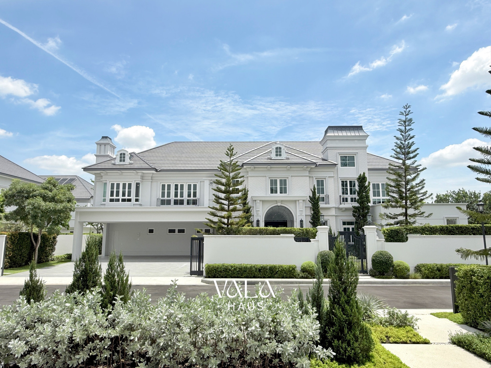 คฤหาสน์หลังใหม่ NANTAWAN PRESTIGE ราชพฤกษ์ - พรานนก Type S | เพียง 56.9 ล้านบาท คฤหาสน์หลังใหม่ NANTAWAN PRESTIGE ราชพฤกษ์ - พรานนก Type S | เพียง 56.9 ล้านบาท